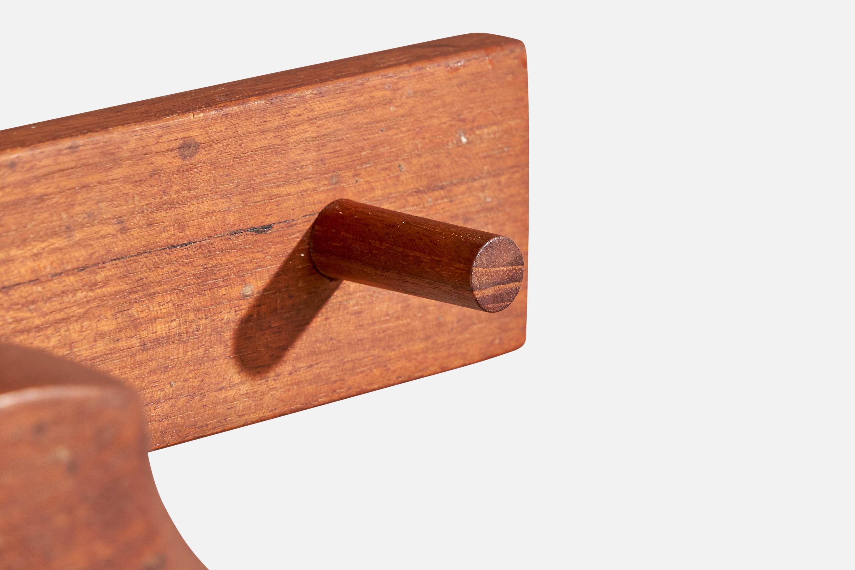 Danish Designer, Coat Rack, Teak, Denmark, 1950s For Sale 1