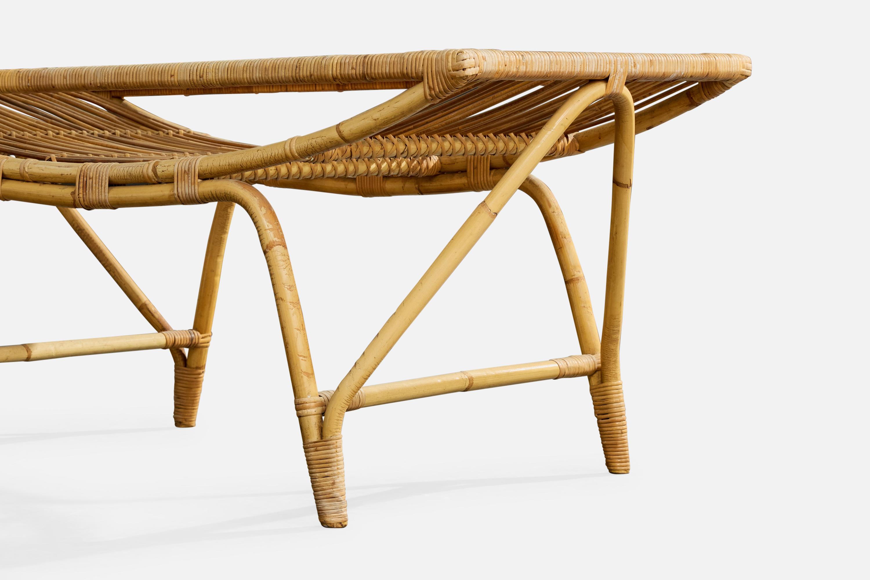 Danish Designer, Coffee Table, Bamboo, Rattan, Glass, Denmark, 1950s en venta 2