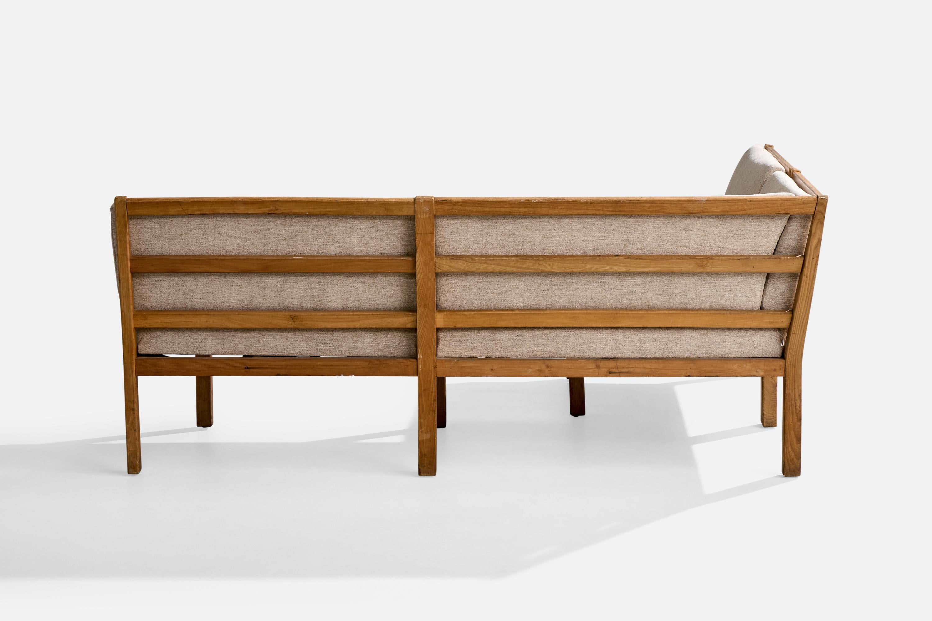 Danish Designer, Corner Sofa, Elm, Fabric, Denmark, 1940s In Good Condition For Sale In High Point, NC