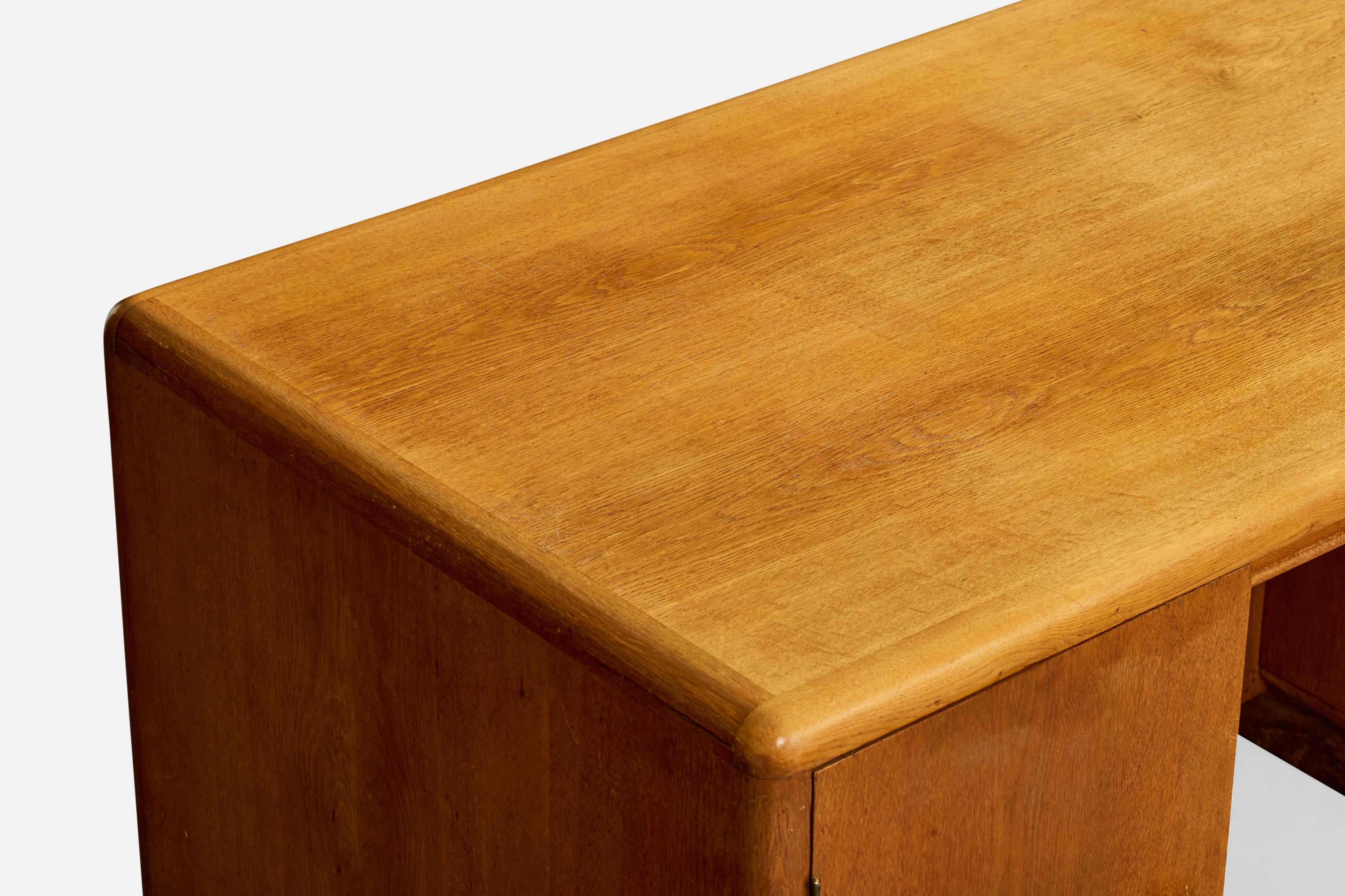Danish Designer, Desk, Oak, Denmark, 1950s im Angebot 1