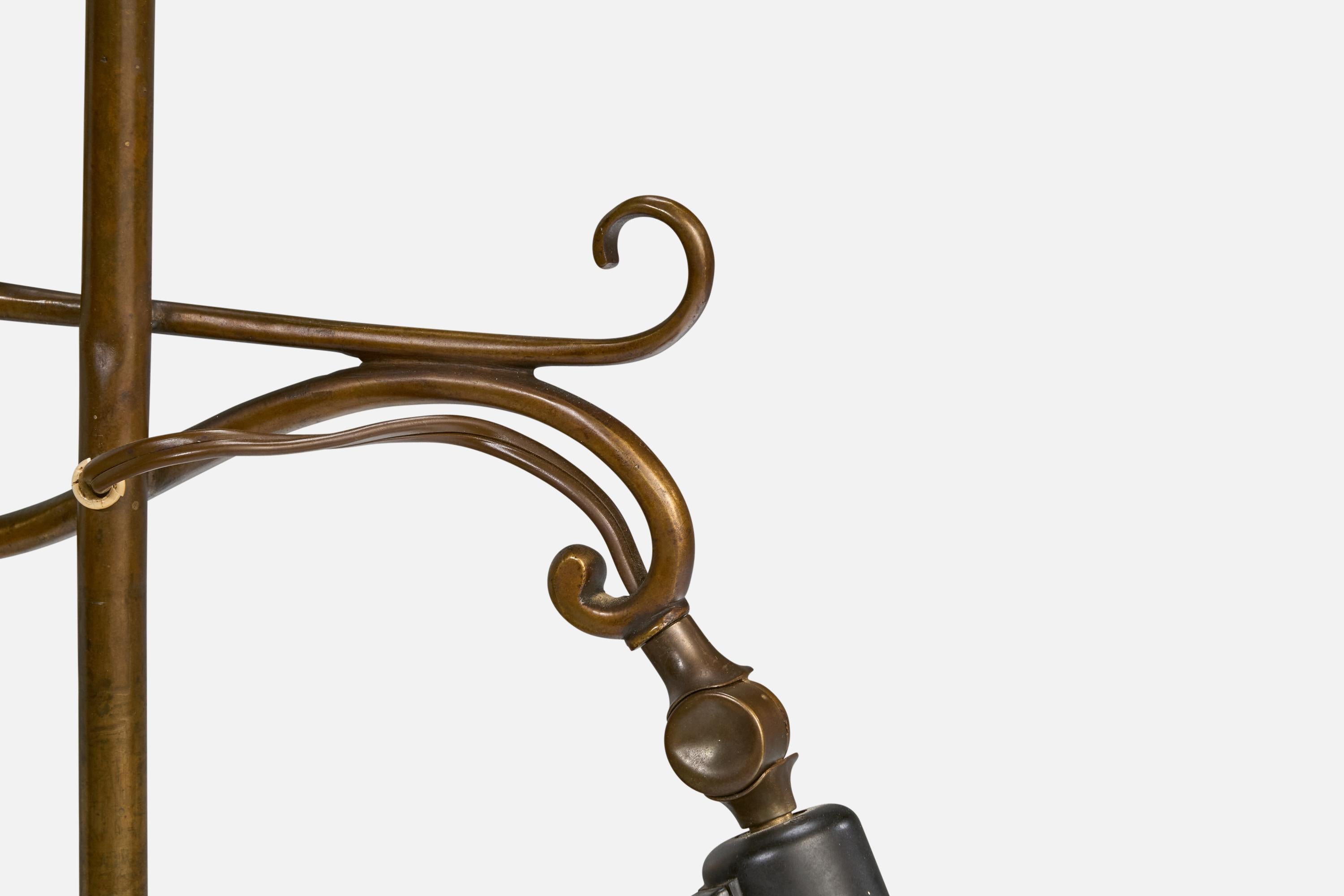 Lampada da terra di design danese, ottone, tessuto, Danimarca, anni '1930 in vendita 1