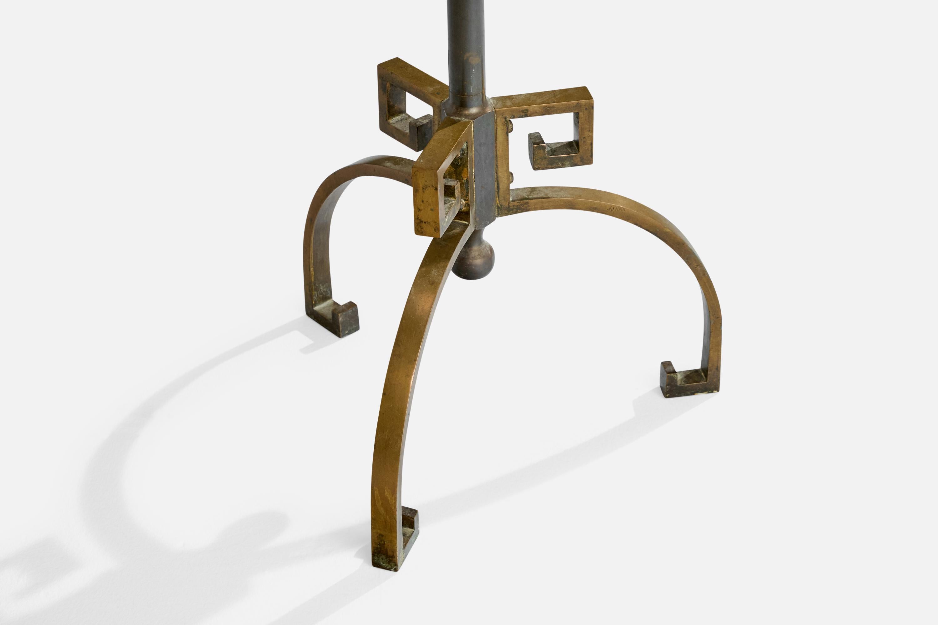 Danois Designer danois, lampadaire, laiton, métal, papier, Danemark, années 1930 en vente