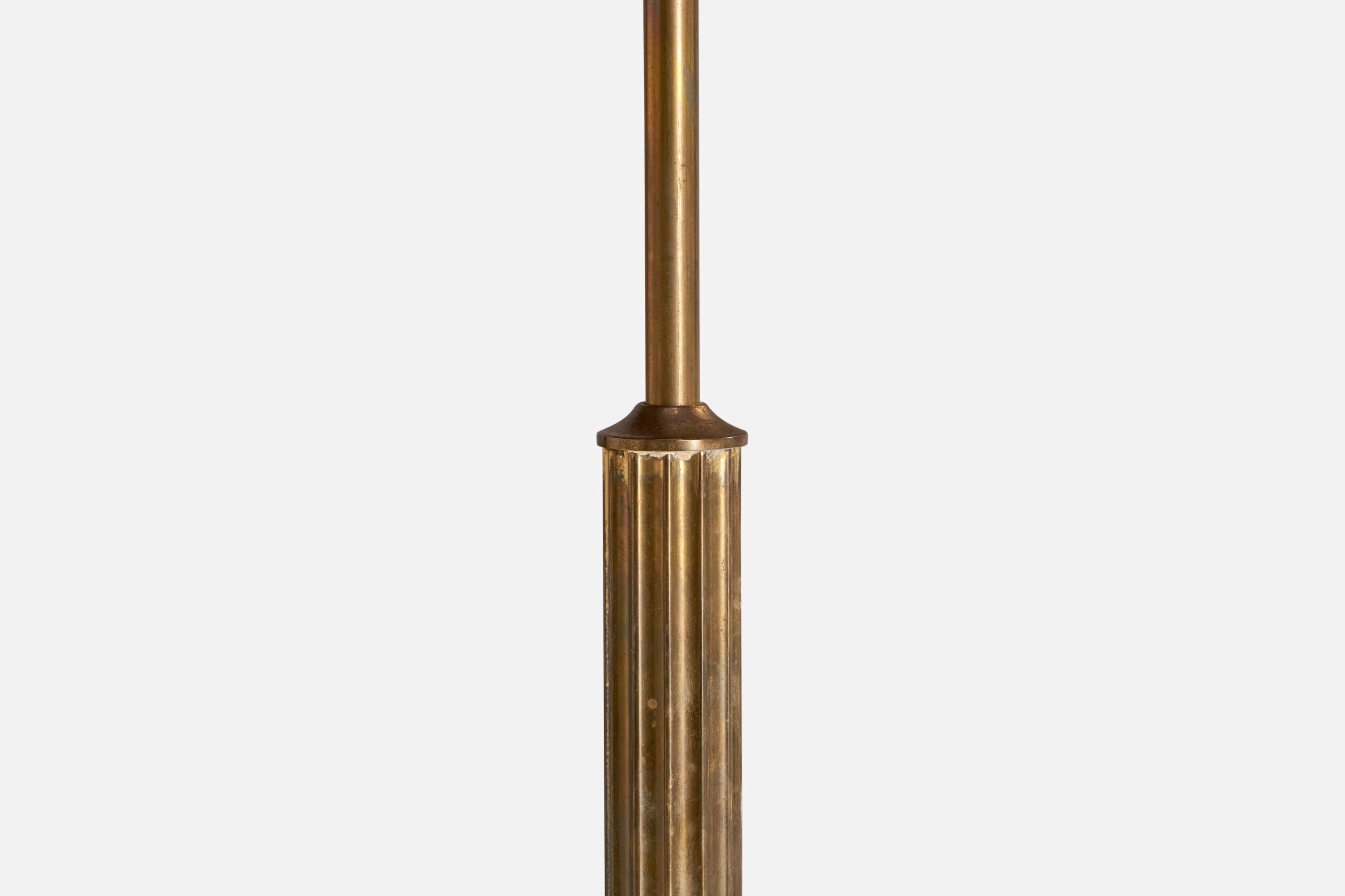 Dänische Designerin, Stehlampe, Messing, Rattan, Dänemark, 1930er Jahre im Angebot 1