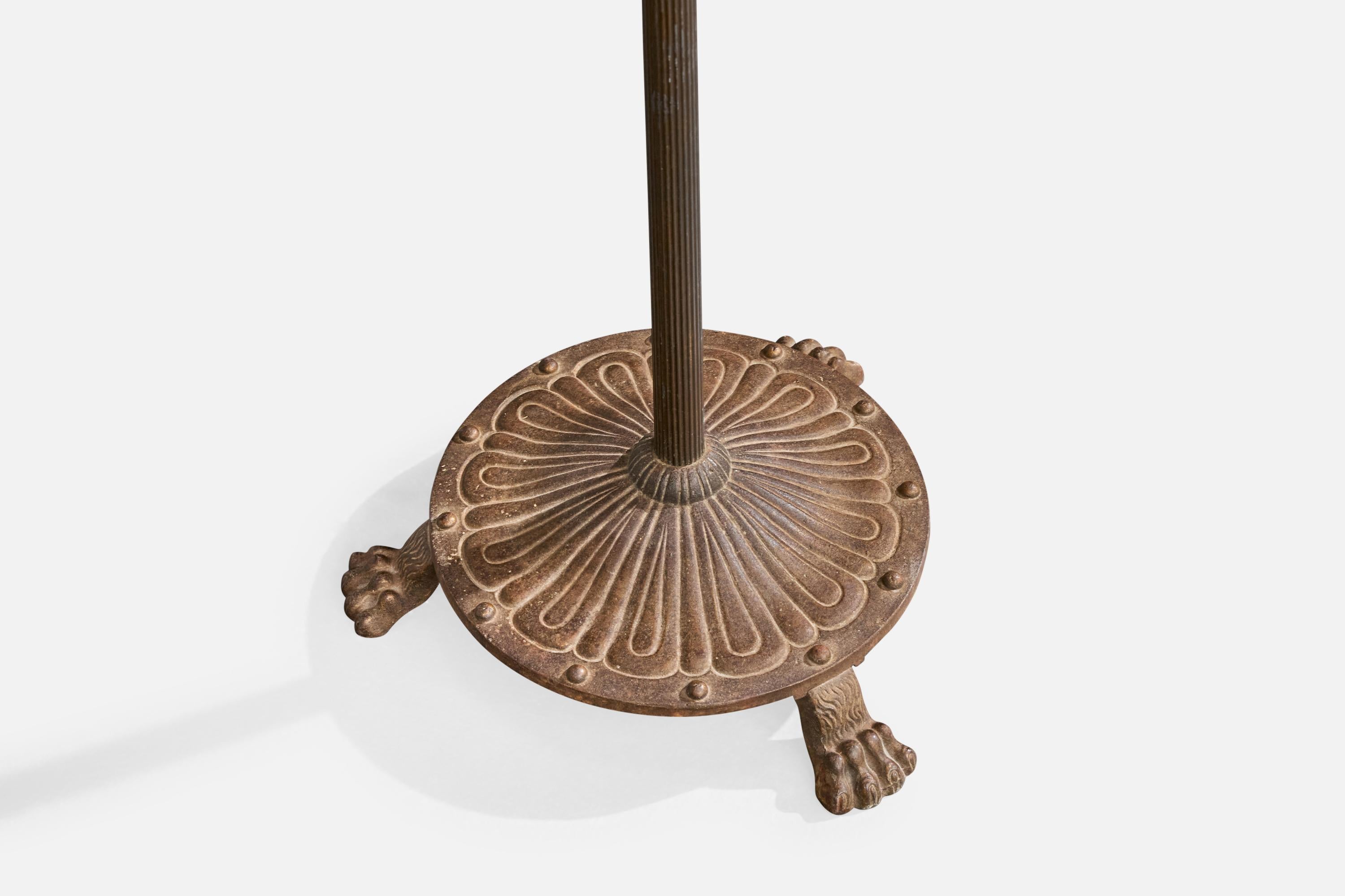 Diseñador danés, lámpara de pie, latón, ratán, Dinamarca, años 1930 en venta 2