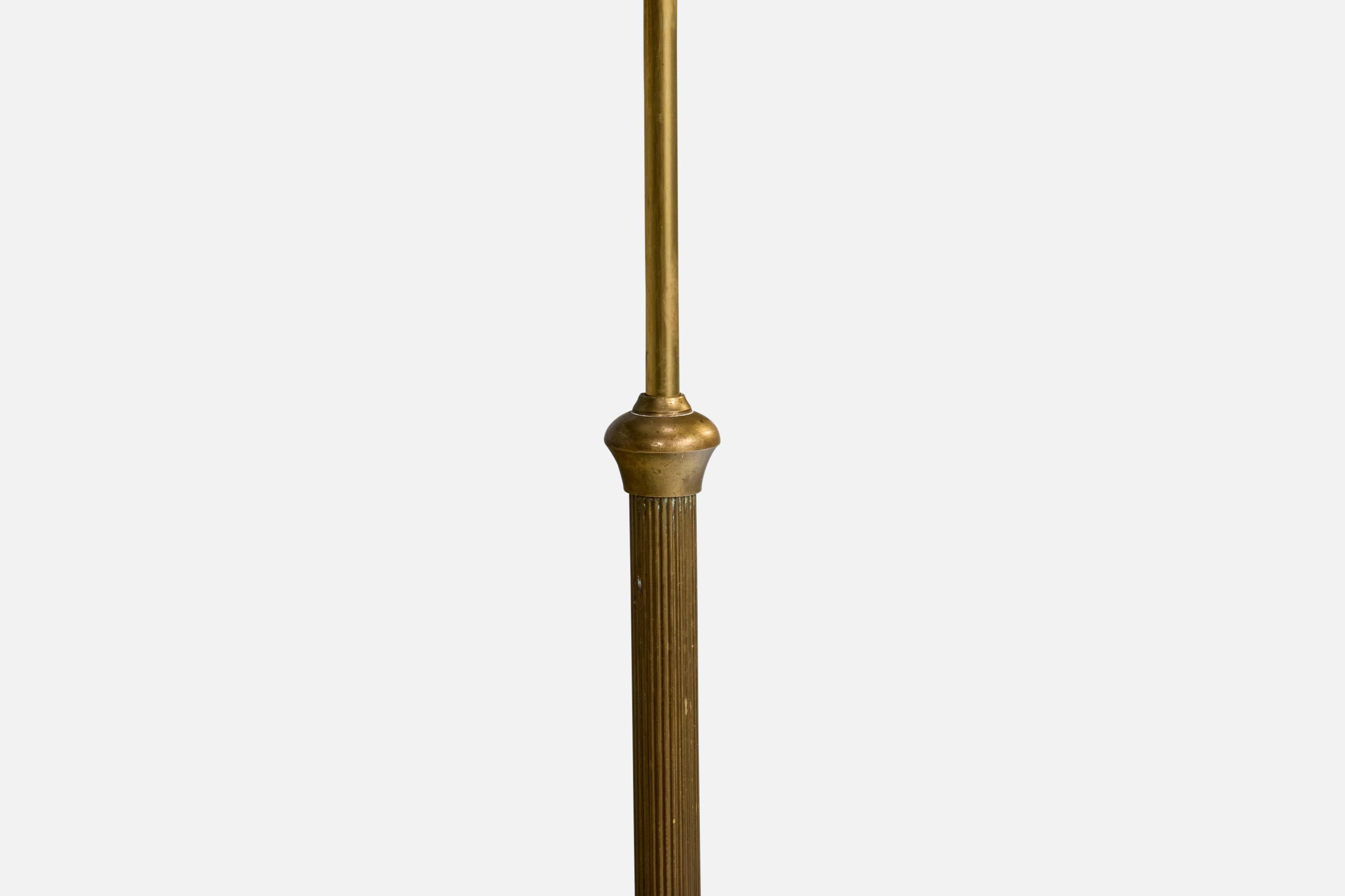 Début du 20ème siècle Lampadaire de designer danois, laiton, Wood, parchemin, Danemark, années 1920 en vente