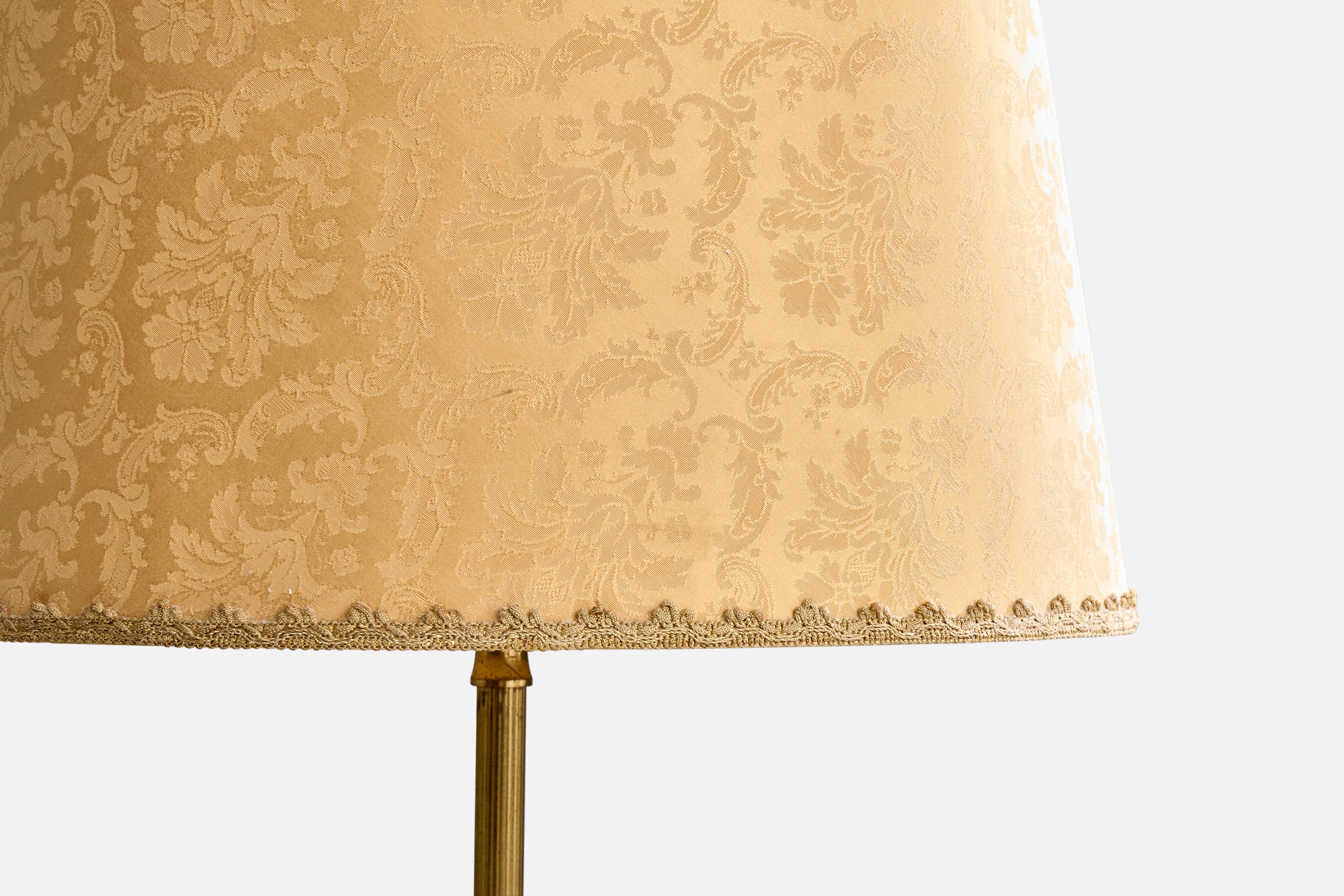 Inizio XX secolo Designer danese, lampade da terra, ottone, tessuto, Danimarca, anni '20 in vendita
