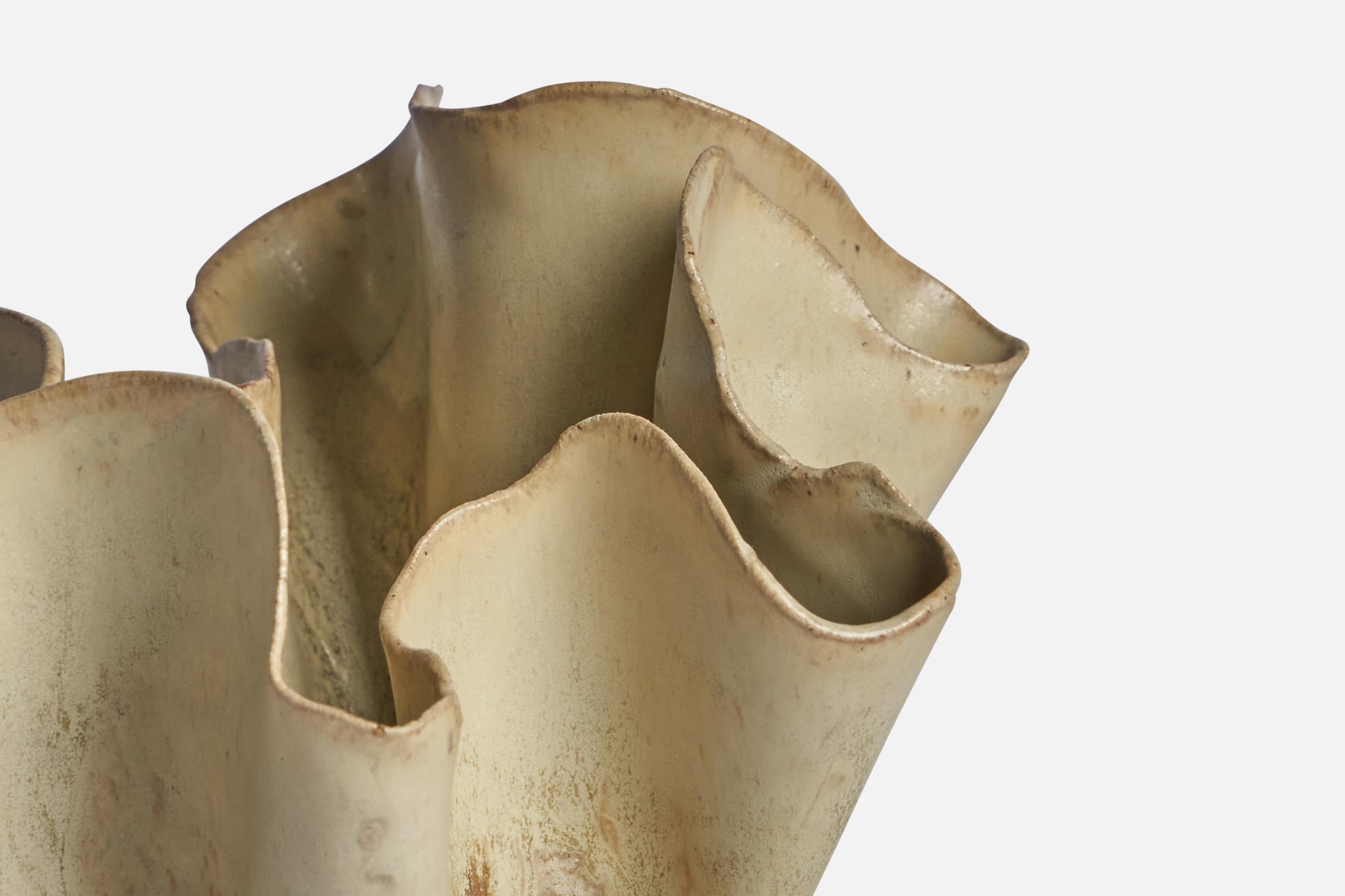 Danish Designer, Freeform Vase, Ceramic, Denmark, 1960s In Good Condition For Sale In High Point, NC