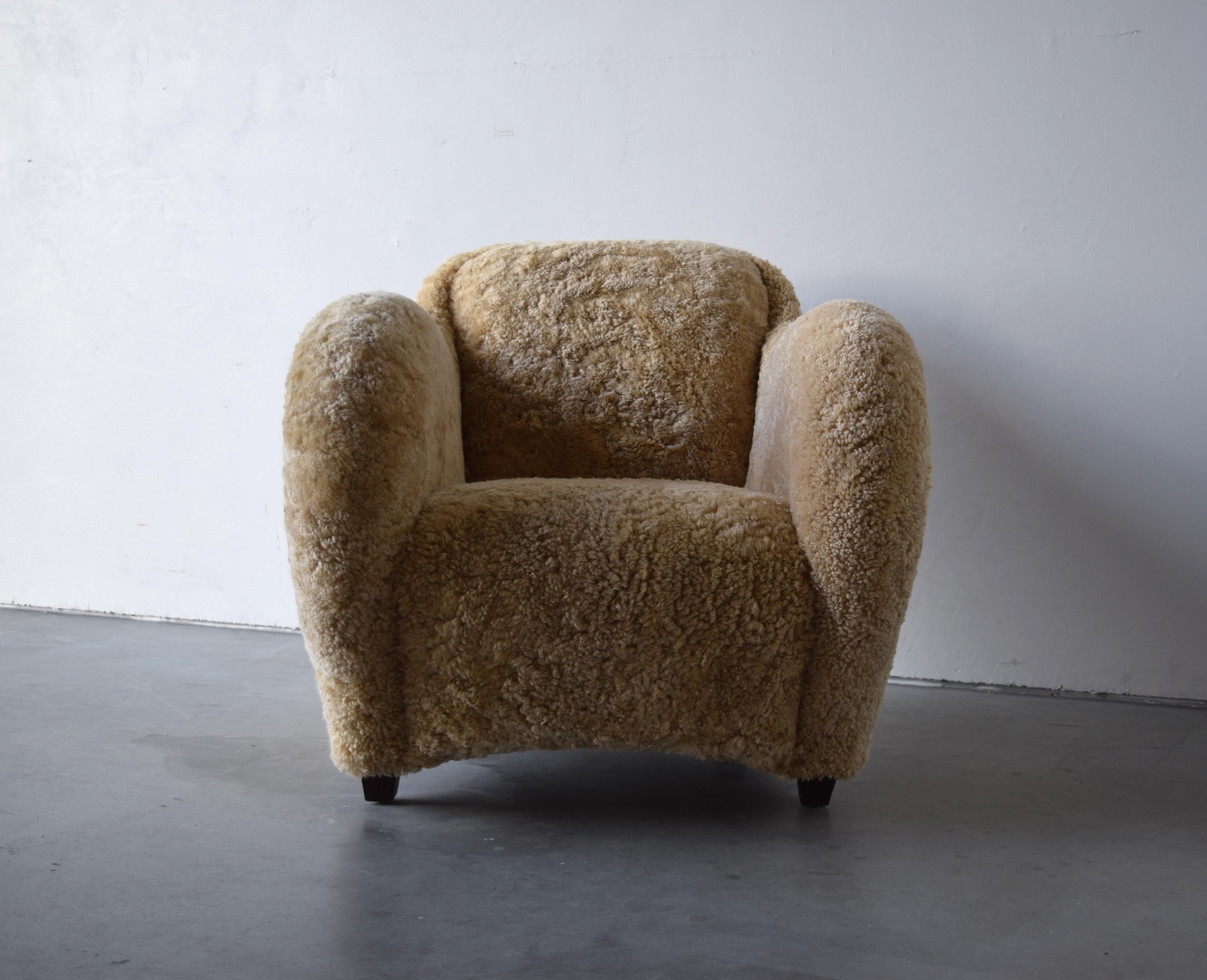 Danish Designer, Large Organic Lounge Chair, Sheepskin, Wood, Denmark, 1940s 2