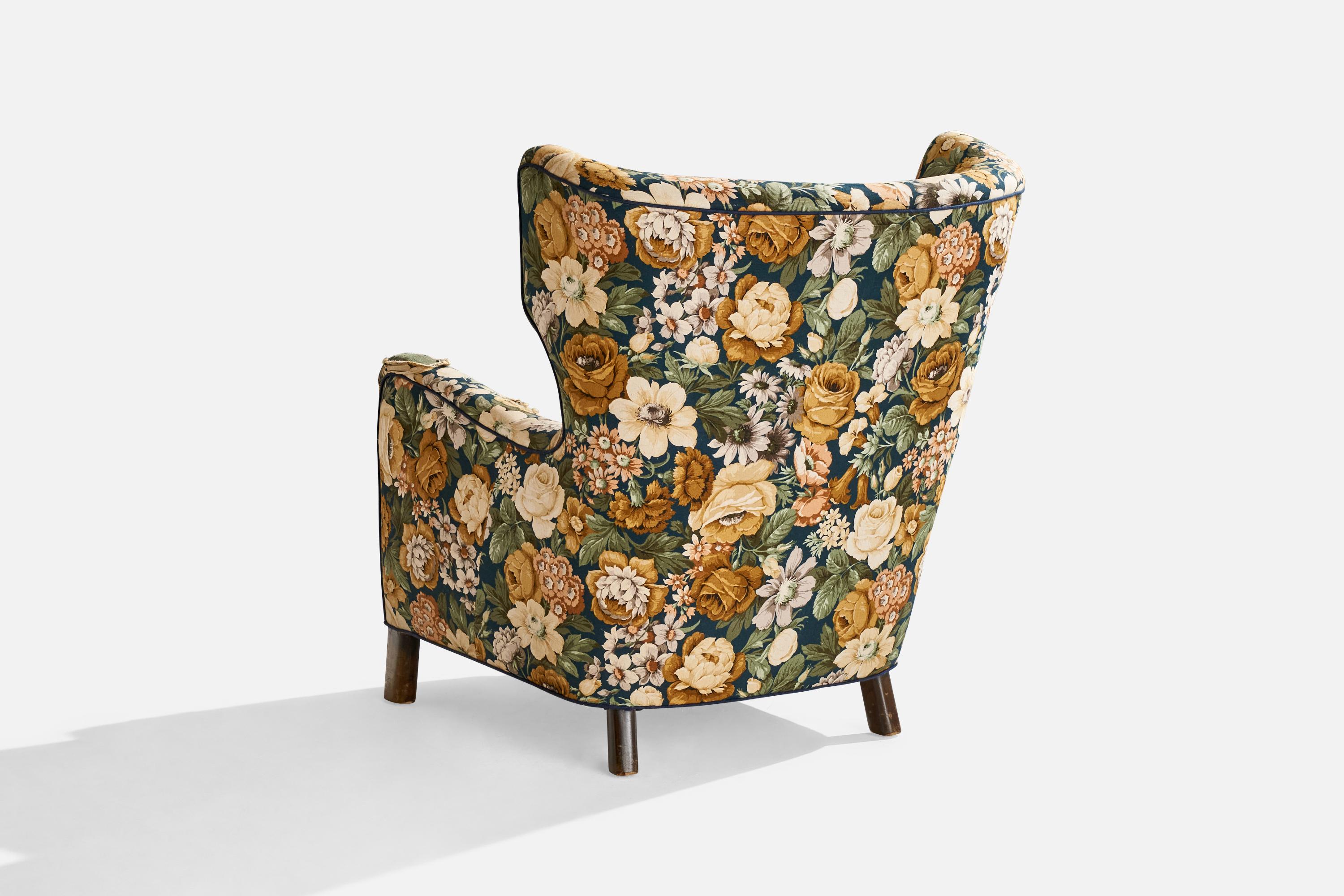 Danish Designer, Lounge Chair, Fabric, Wood, Denmark, 1940s In Fair Condition For Sale In High Point, NC
