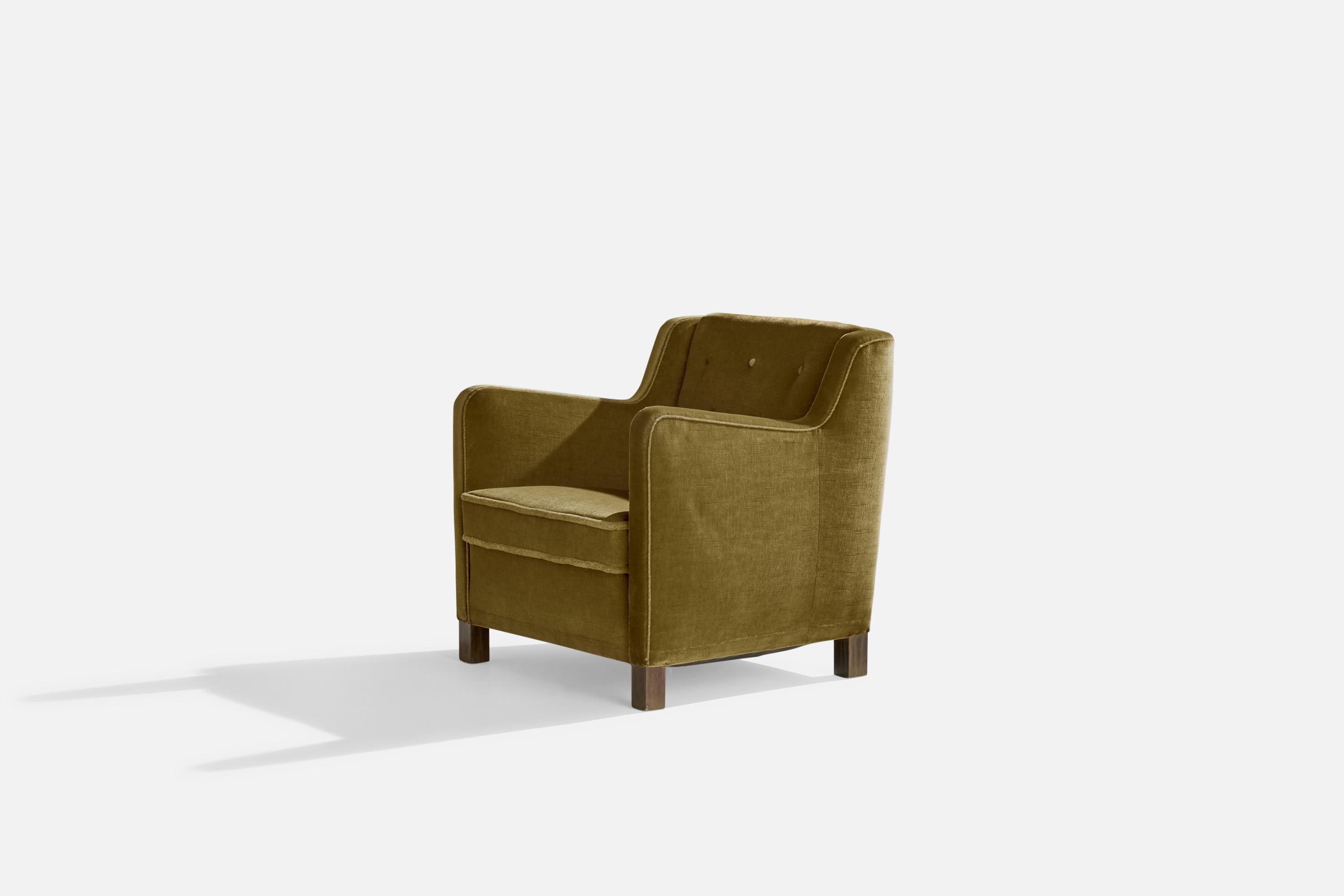 Danish Designer, Lounge Chair, Velvet, Wood, Denmark, 1940s In Fair Condition For Sale In High Point, NC