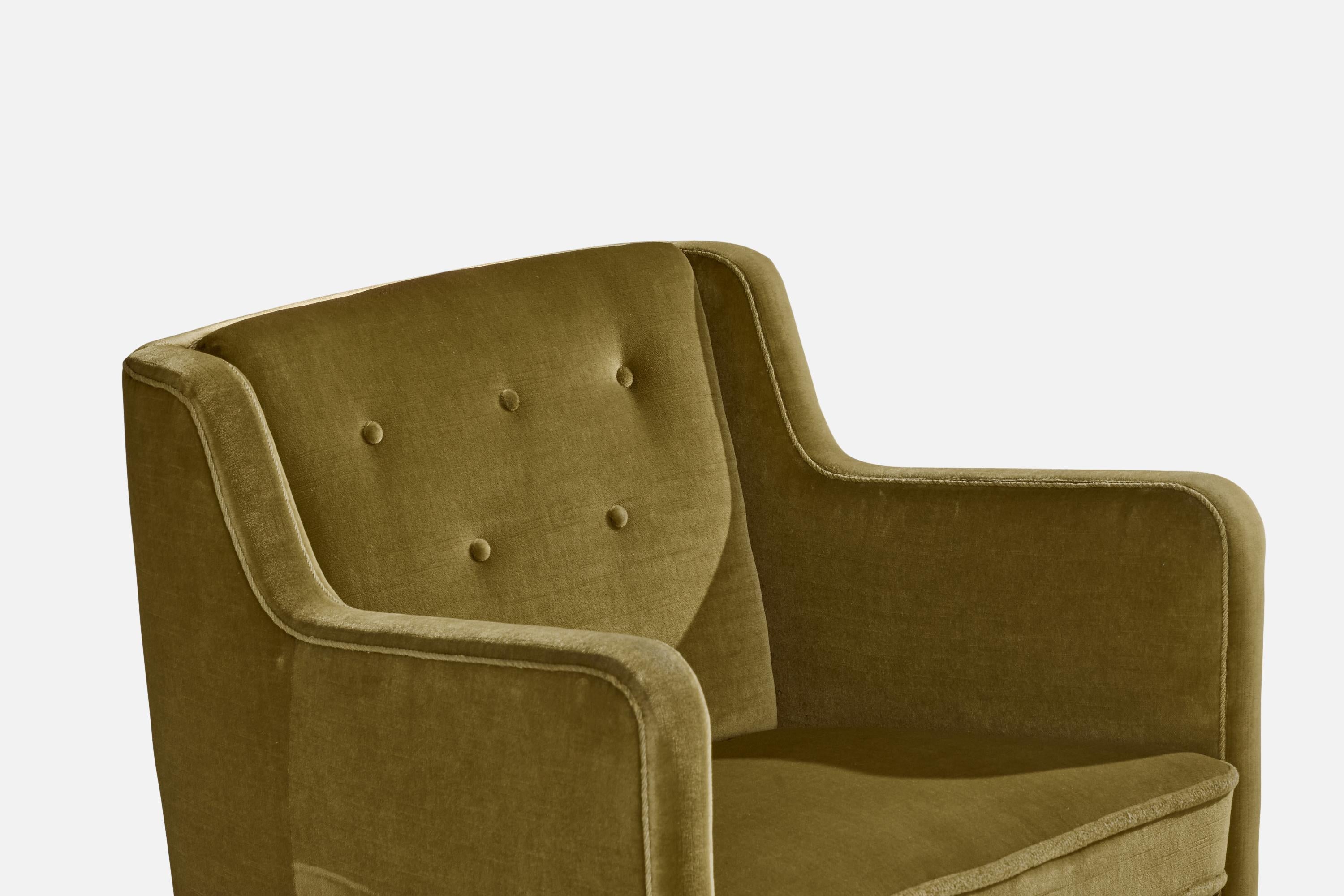 Danish Designer, Lounge Chair, Velvet, Wood, Denmark, 1940s For Sale 4