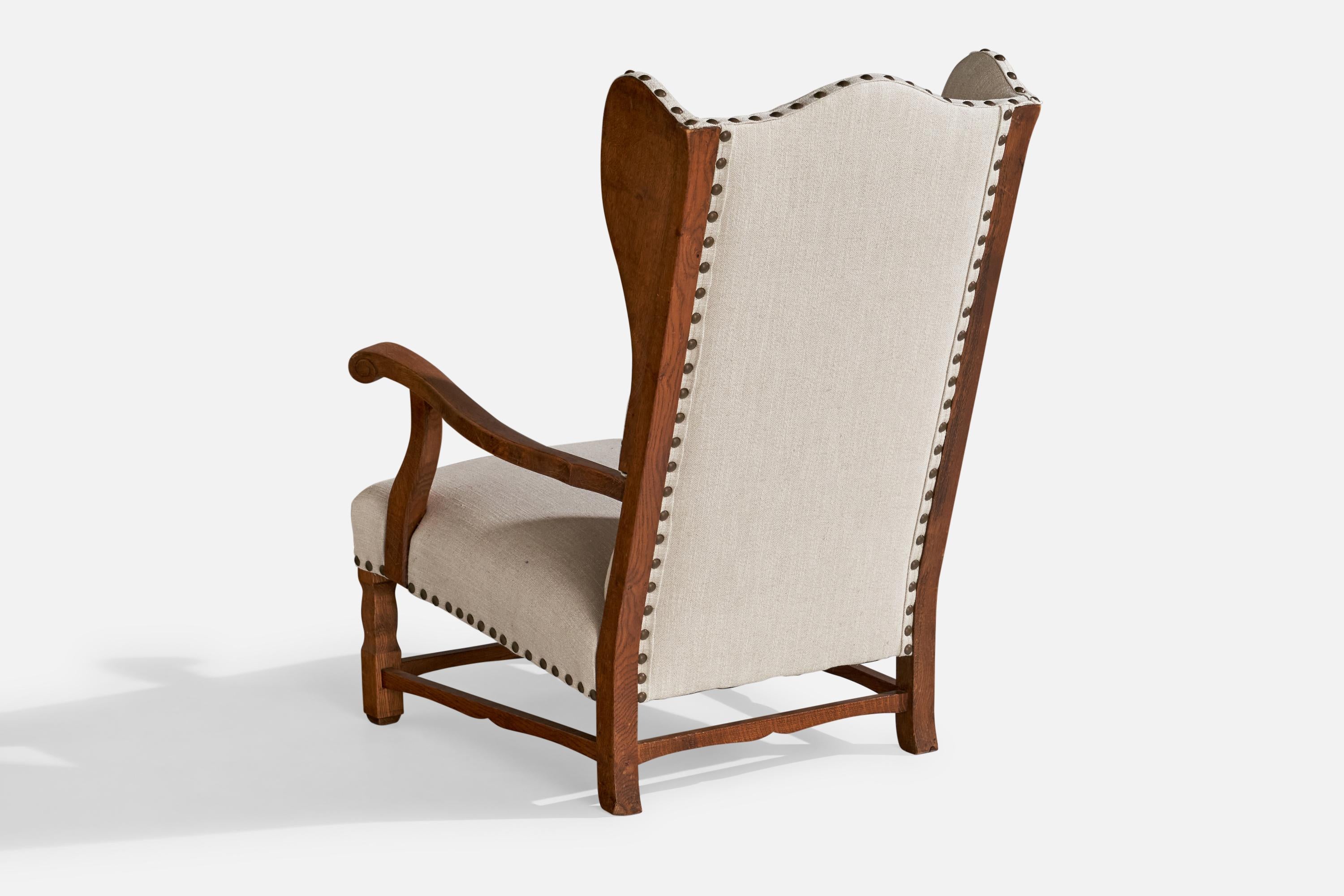 Dänische Designerin, Loungesessel, Eiche, Stoff, Messing, Dänemark, 1920er Jahre (Frühes 20. Jahrhundert) im Angebot