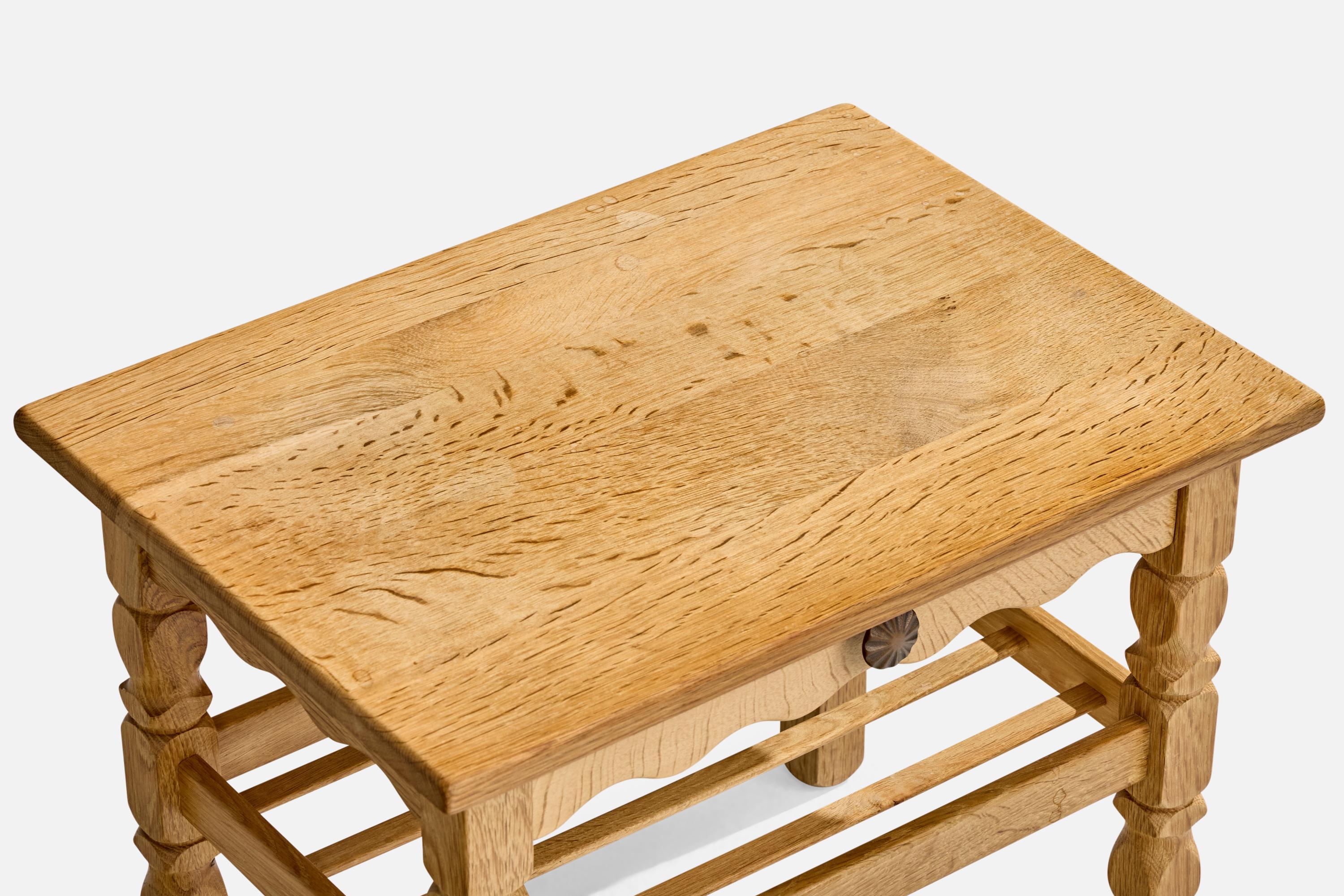 Dänischer Designer, Nachttisch, Eiche, Kupfer, Dänemark, 1960er Jahre (Mitte des 20. Jahrhunderts) im Angebot