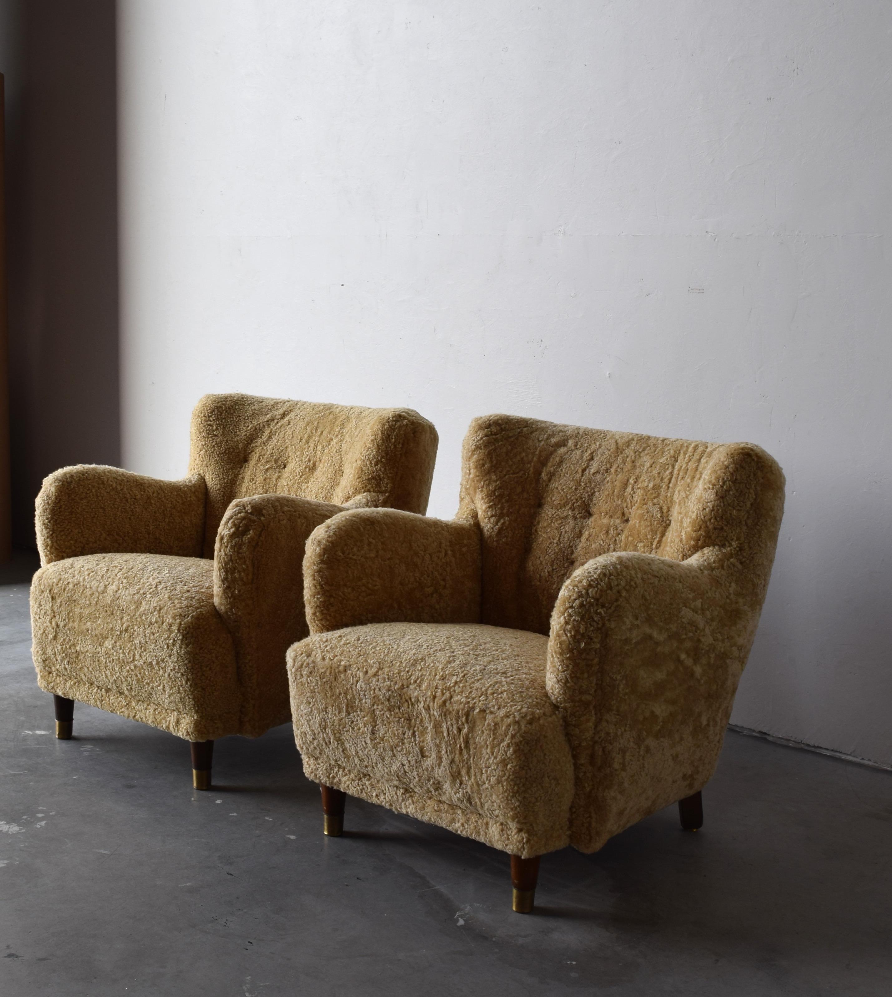 Danish Designer, Organic Lounge Chairs, Sheepskin, Wood, Brass, Denmark, 1940s In Good Condition In High Point, NC