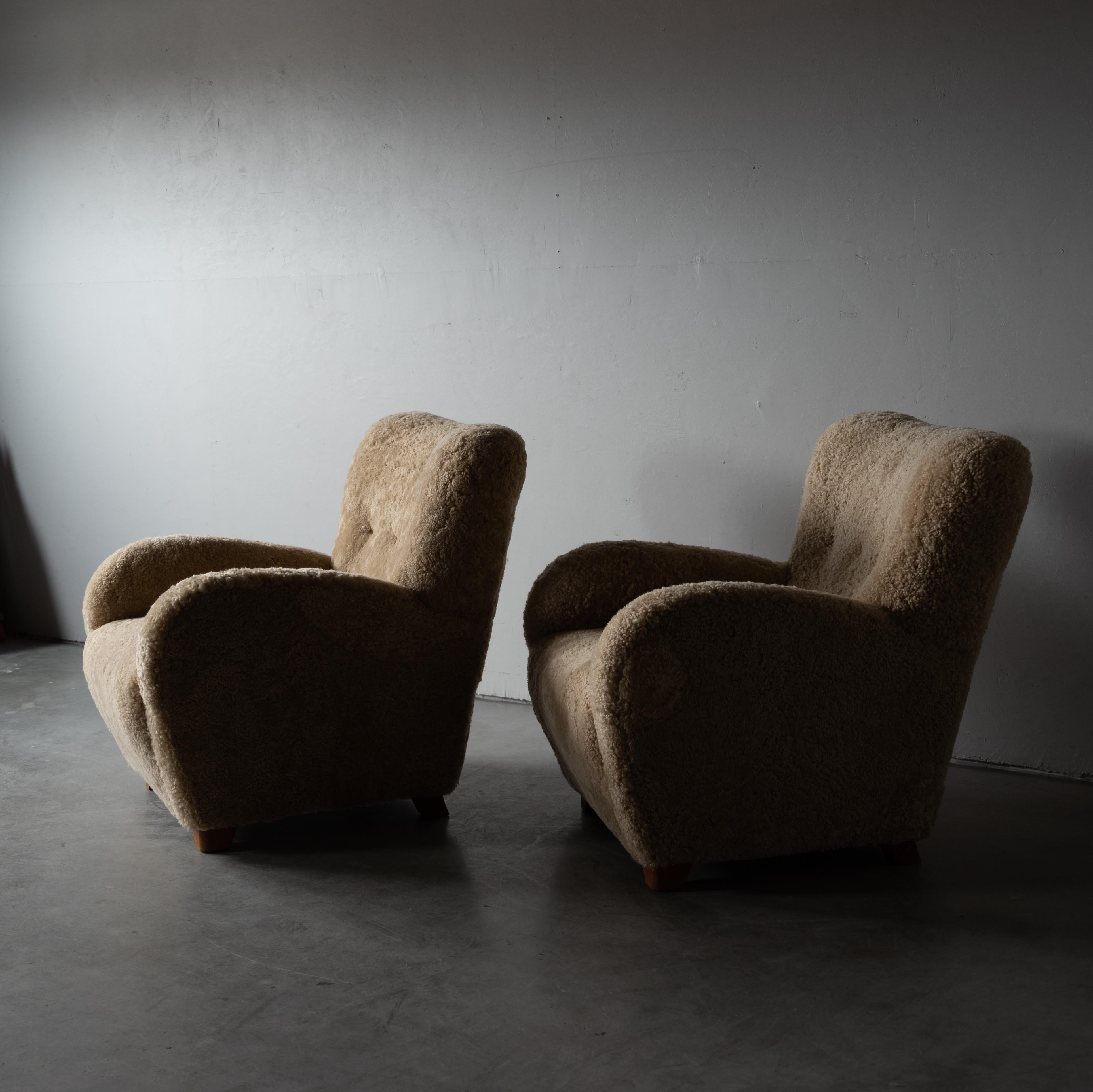 Danish Designer, Organic Lounge Chairs, Sheepskin, Wood, Denmark, 1940s 5