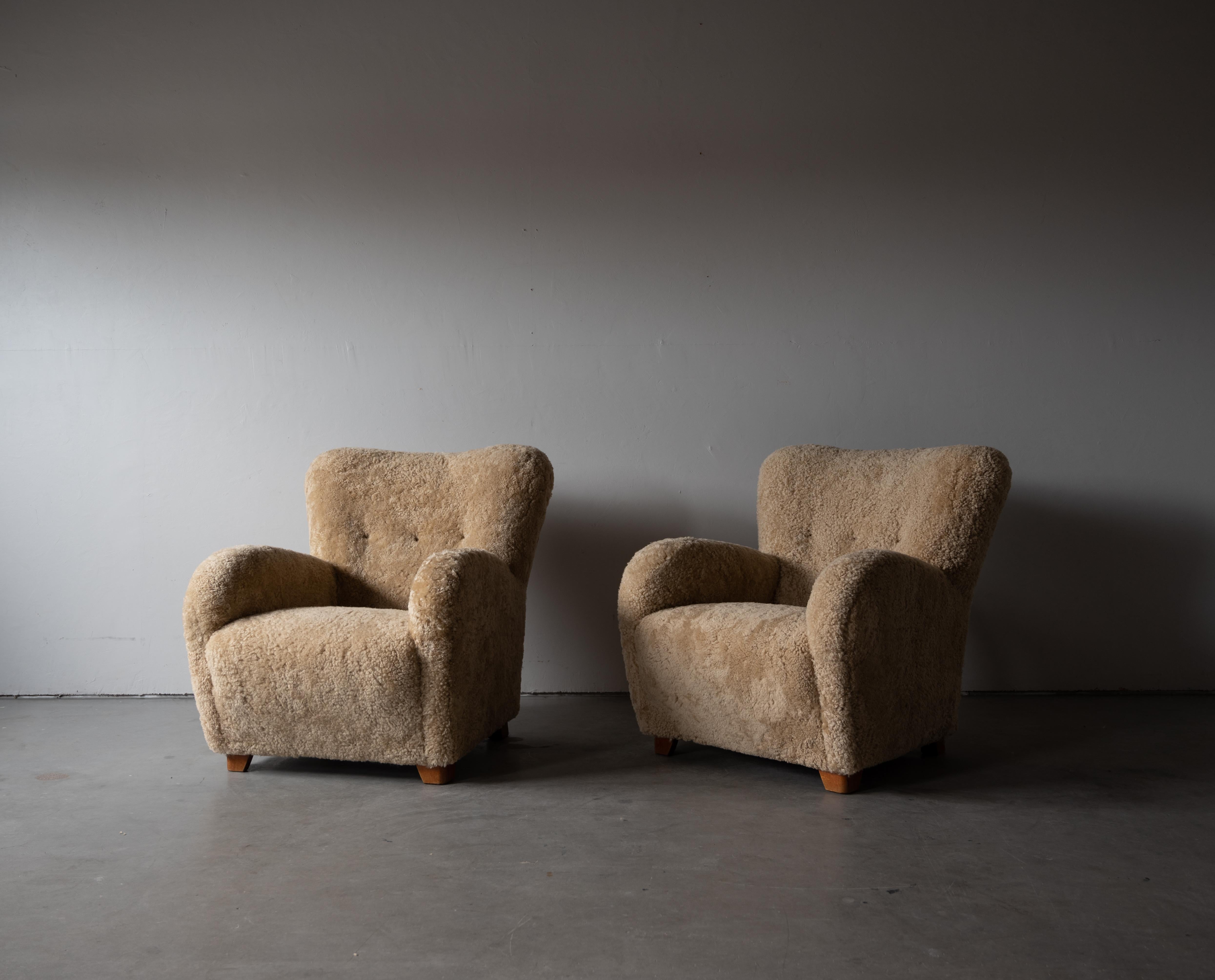 Danish Designer, Organic Lounge Chairs, Sheepskin, Wood, Denmark, 1940s In Good Condition In High Point, NC