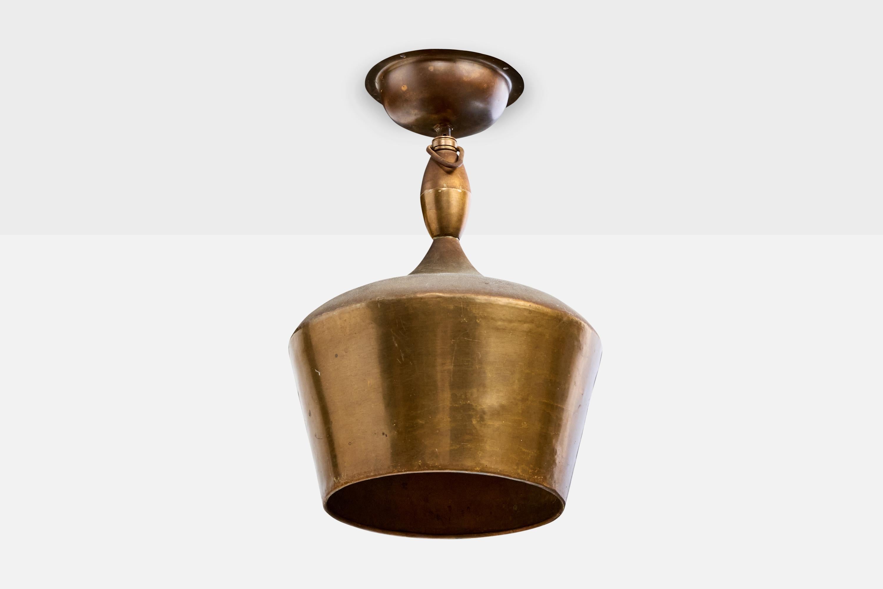 Lampada a sospensione in ottone progettata e prodotta in Danimarca, anni '50 circa.

Dimensioni complessive (pollici): 16,0 