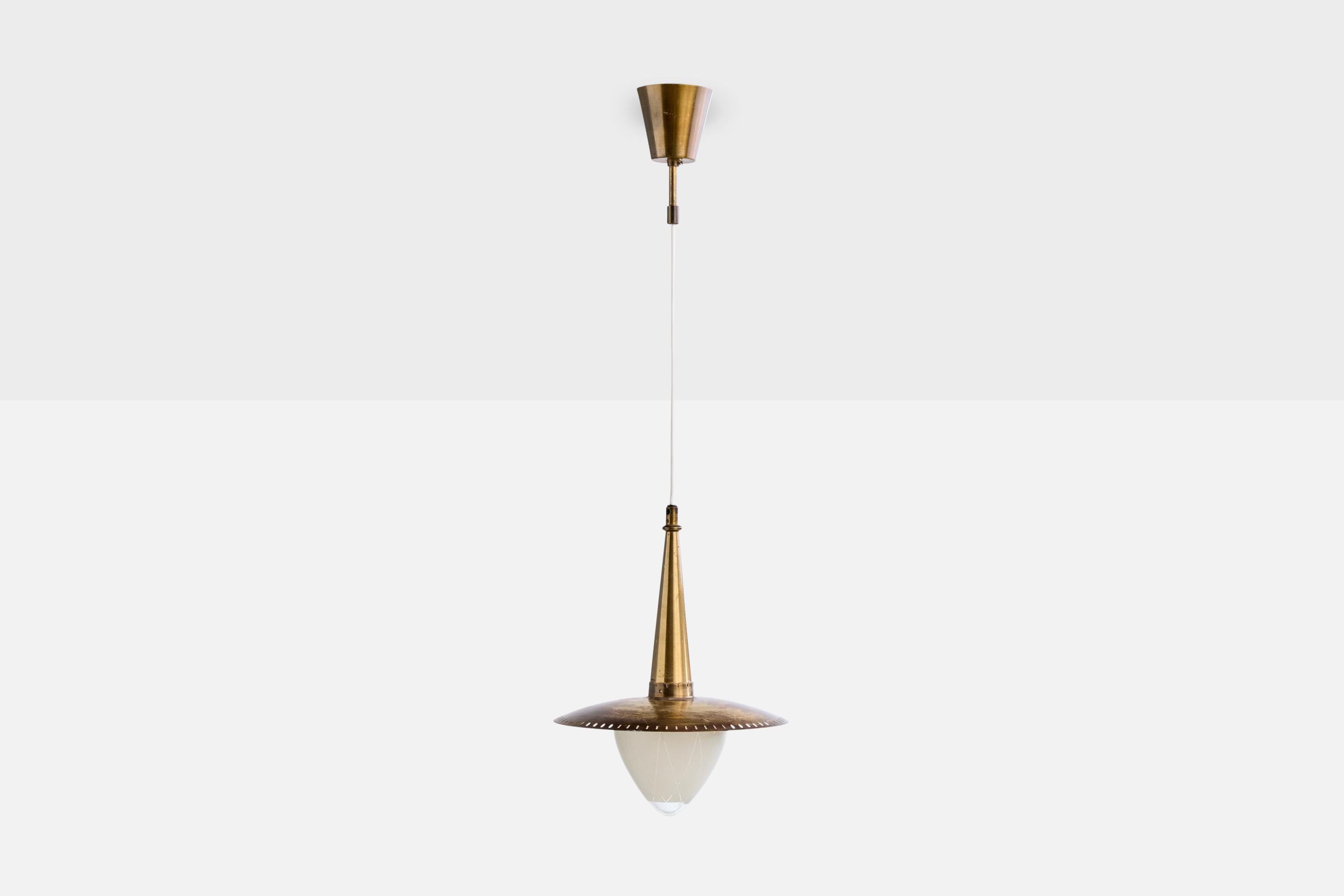 Mid-Century Modern Design/One Light, laiton, verre, Danemark, années 1950 en vente