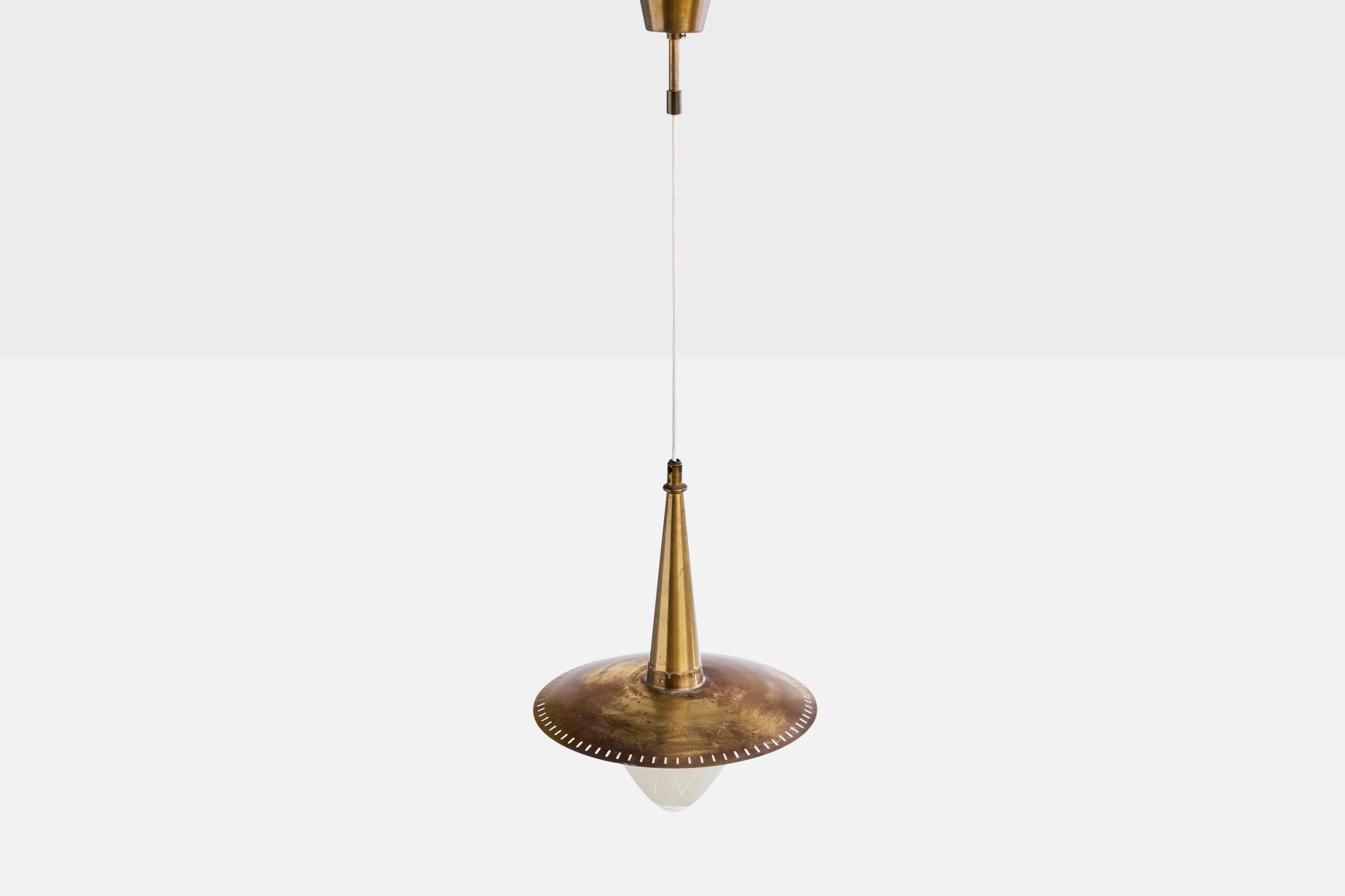 Danois Design/One Light, laiton, verre, Danemark, années 1950 en vente