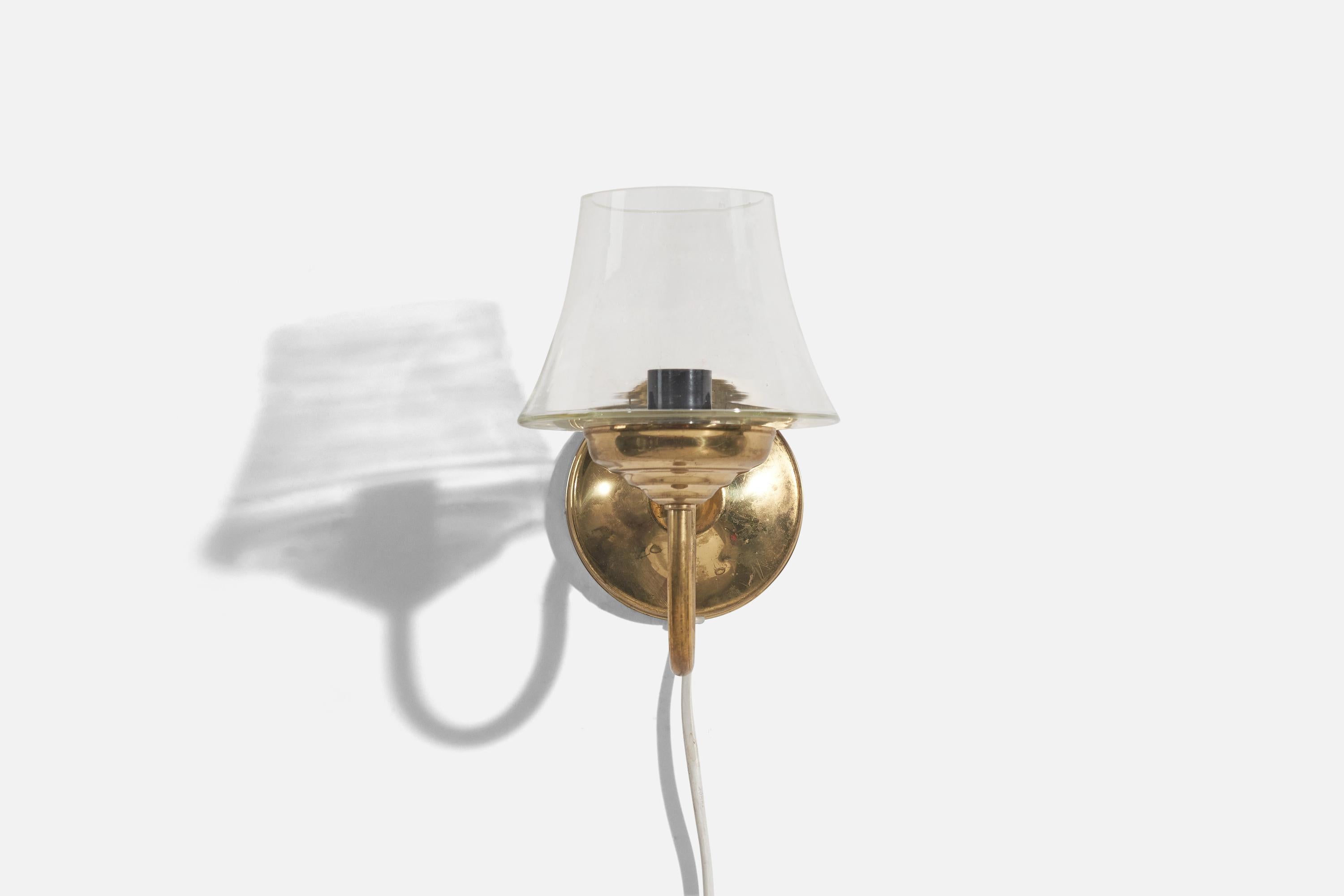 Danish Designer, Sconce, Brass, Glass, Denmark, 1970s In Good Condition For Sale In High Point, NC