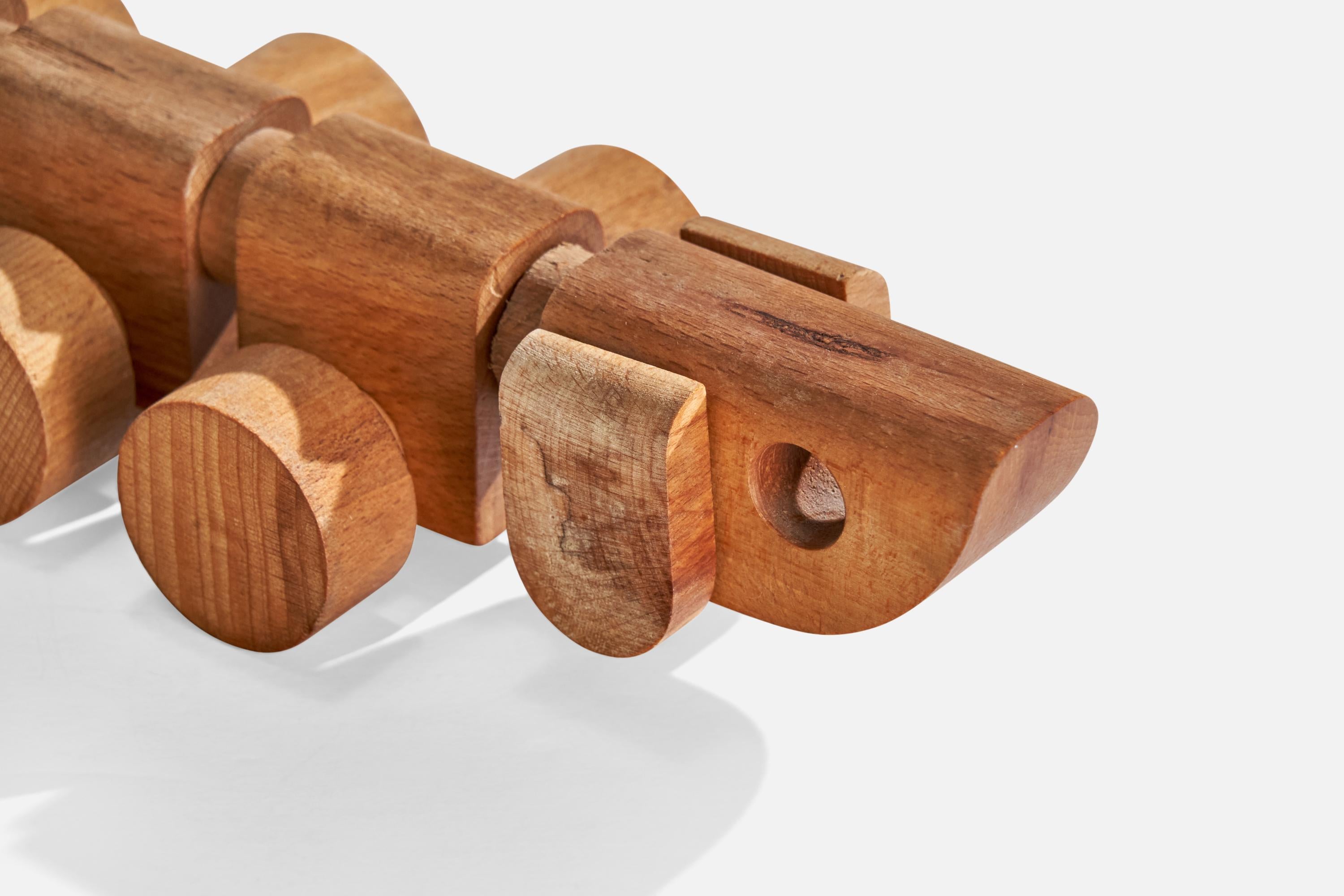 Danish Designer, Sculptural Toy, Oak, Denmark, 1950s In Good Condition For Sale In High Point, NC