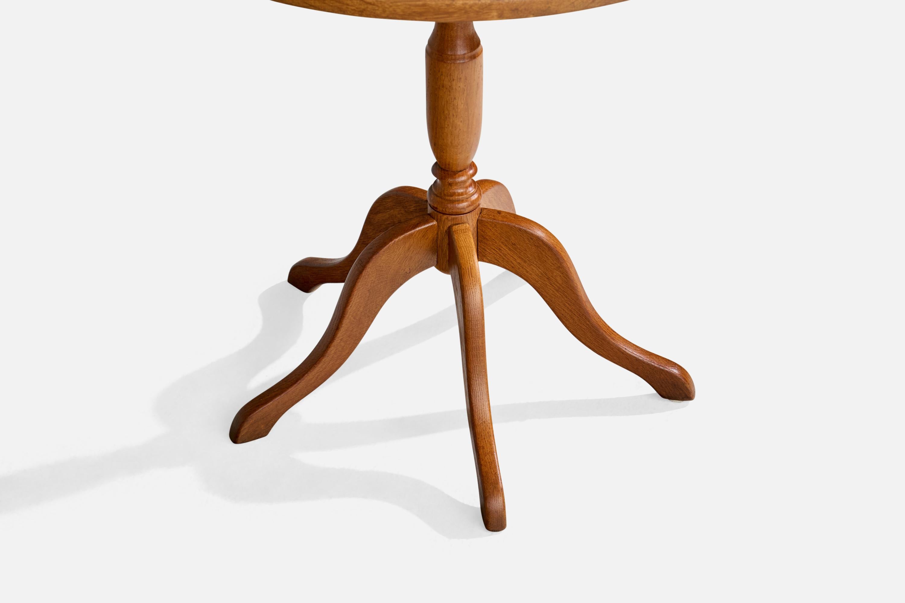 Danish Designer, Side Tables, Oak, Denmark, 1940s For Sale 2
