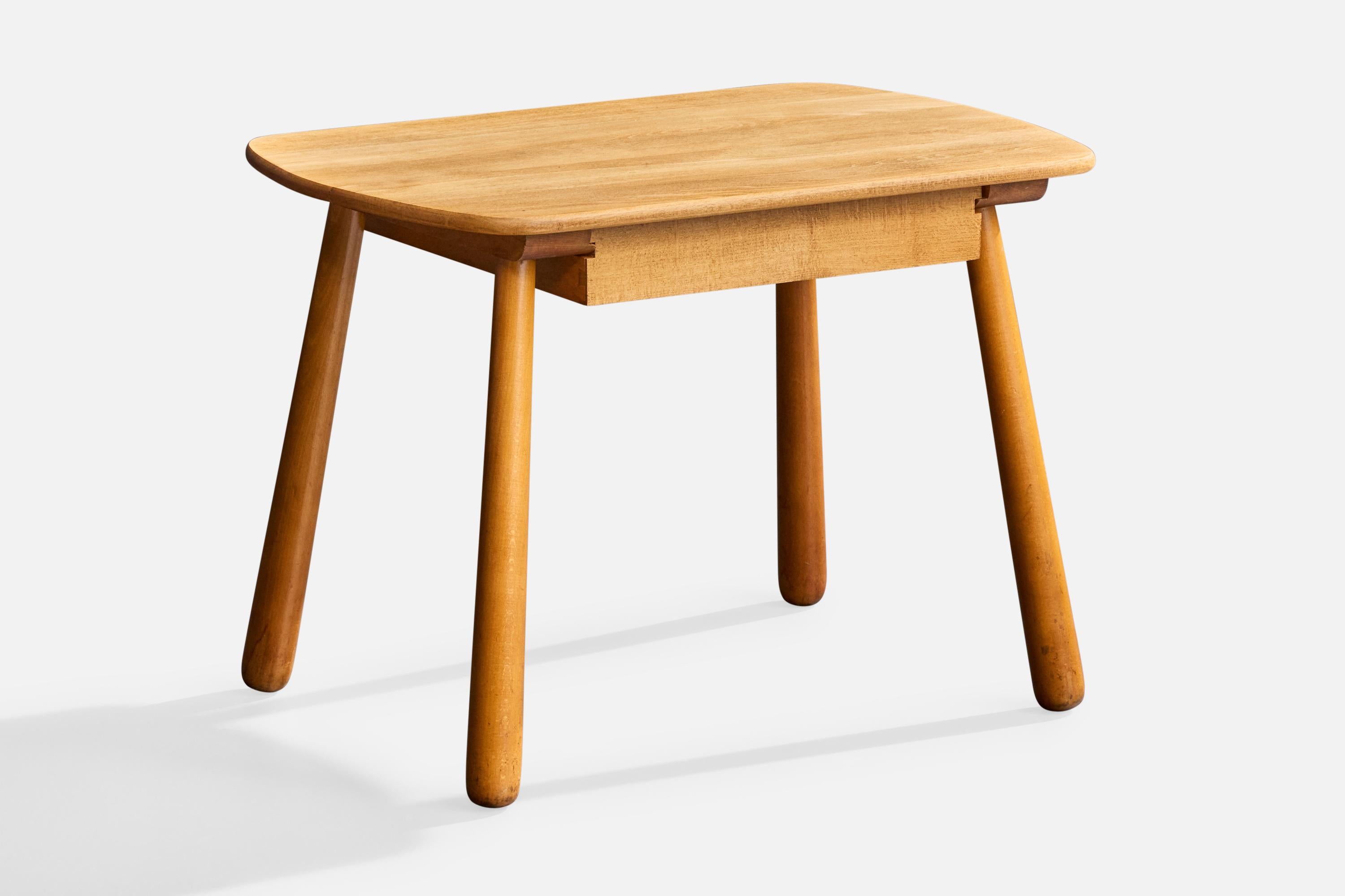 Mid-20th Century Danish Designer, Side Tables, Oak, Denmark, 1950s For Sale