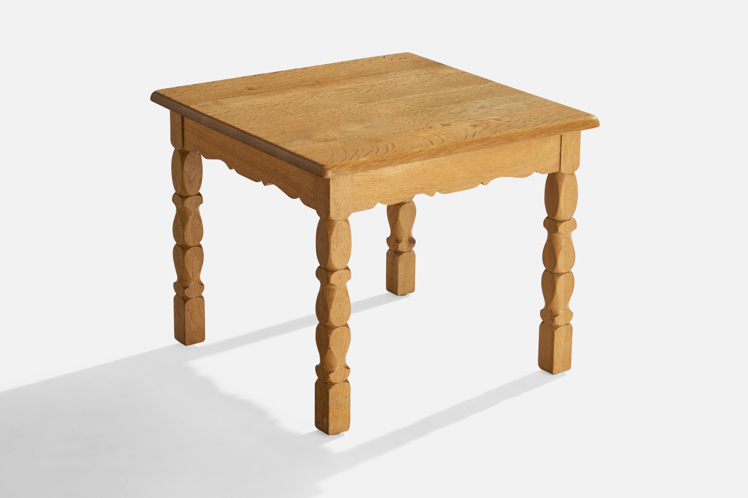 Dänische Designerin, Beistelltische, Eiche, Dänemark, 1960er Jahre im Zustand „Gut“ im Angebot in High Point, NC