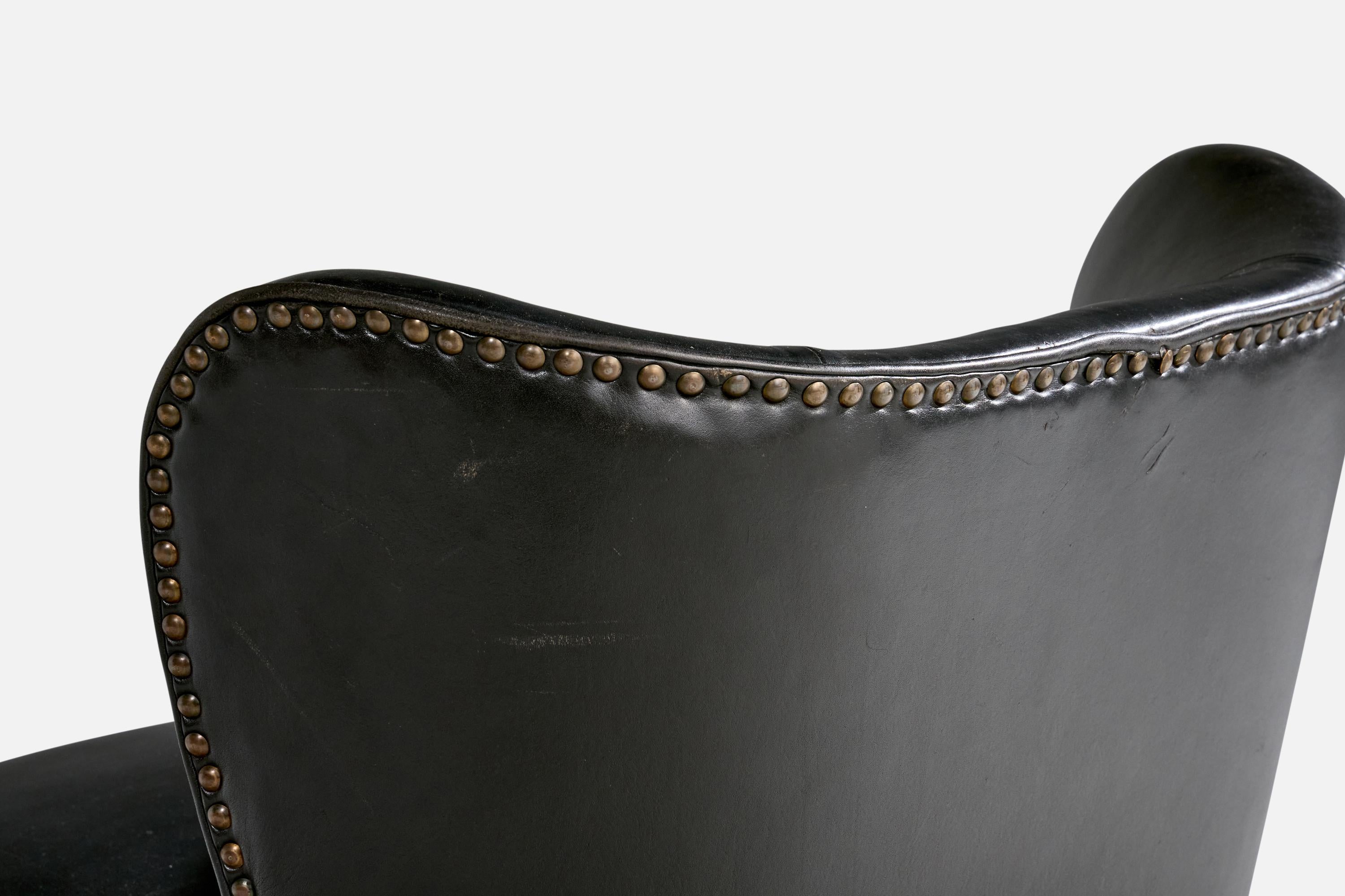 Designer danois, chaises à pantoufles, Wood, cuir, Danemark, années 1940 en vente 4