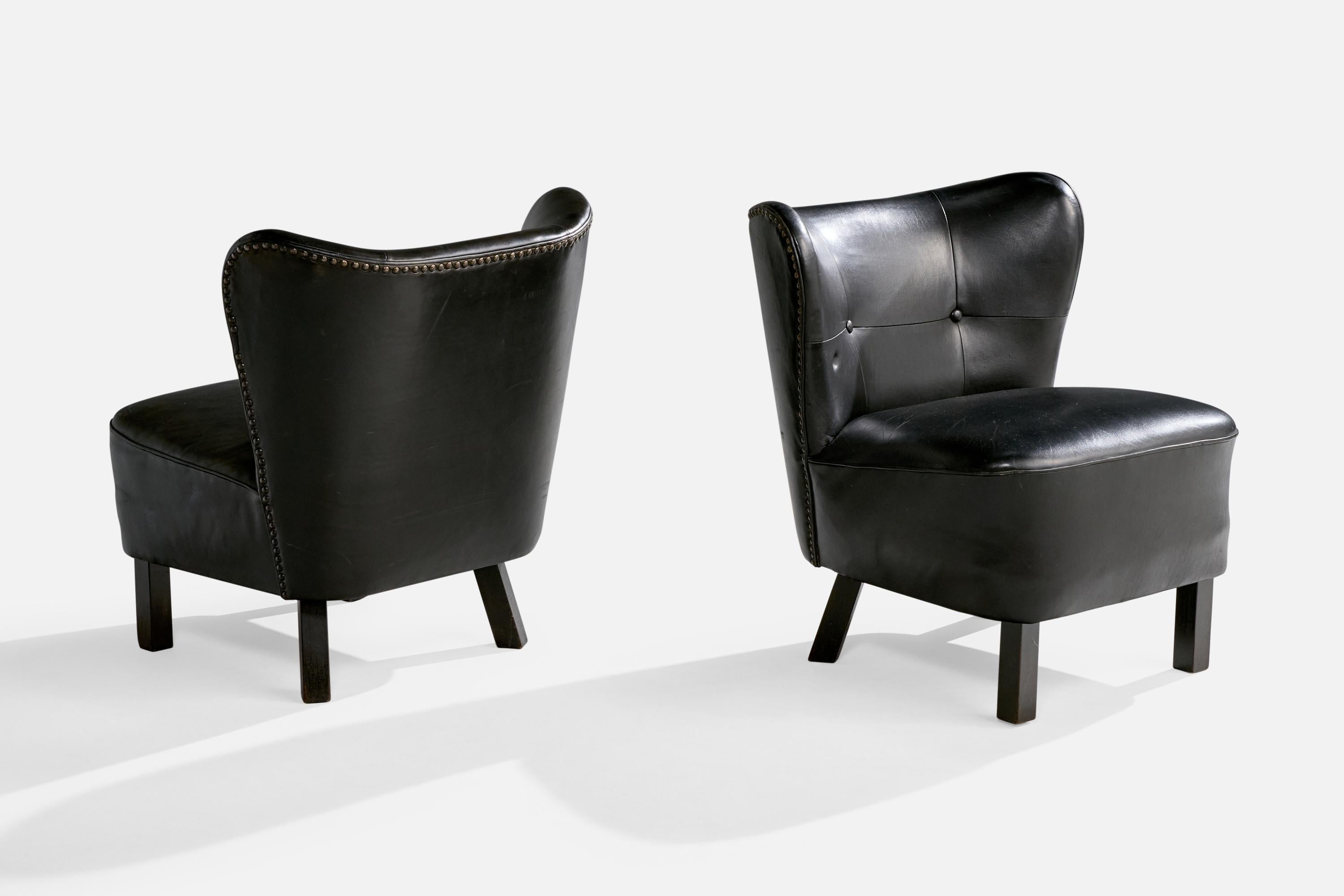 Danois Designer danois, chaises à pantoufles, Wood, cuir, Danemark, années 1940 en vente