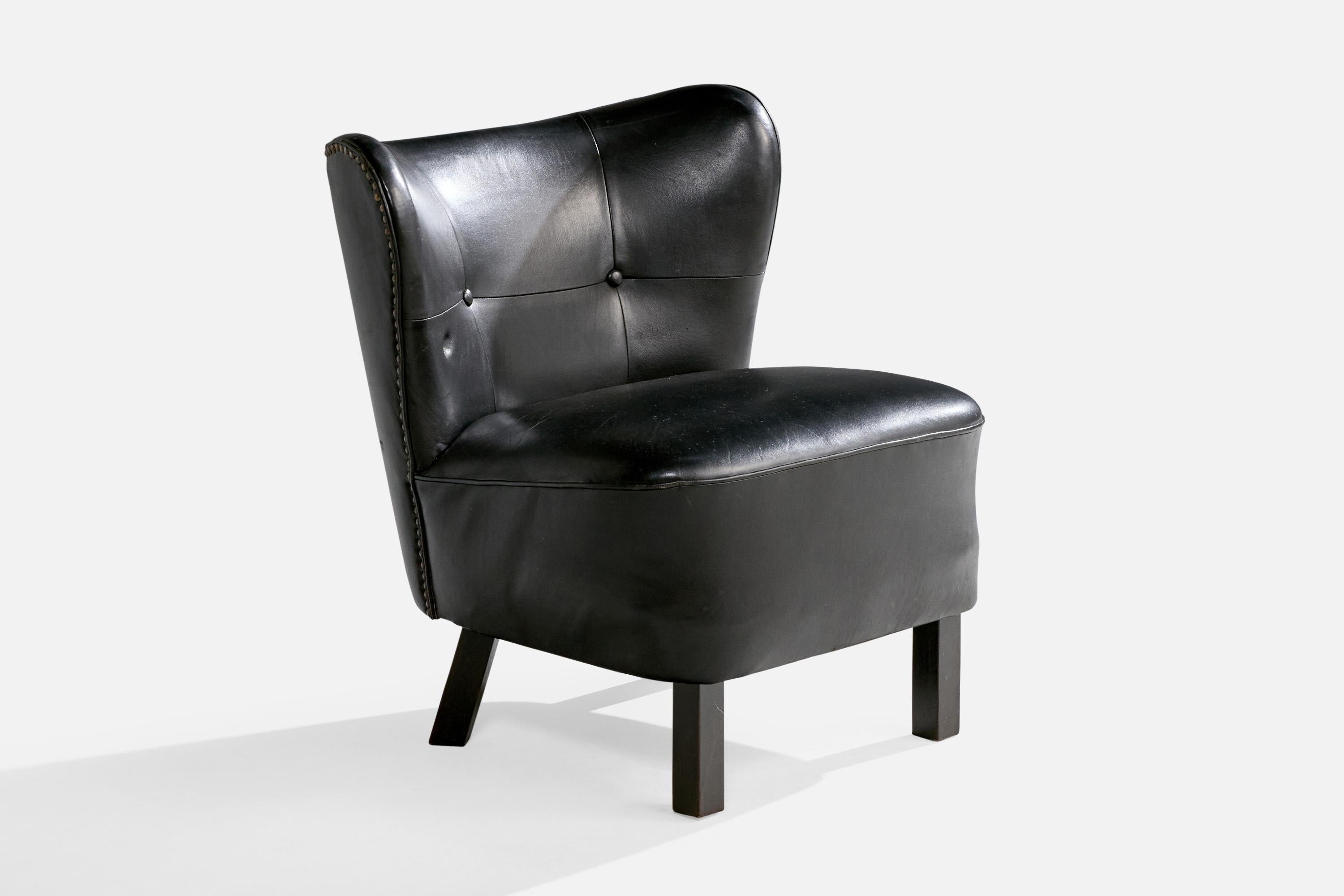 Milieu du XXe siècle Designer danois, chaises à pantoufles, Wood, cuir, Danemark, années 1940 en vente