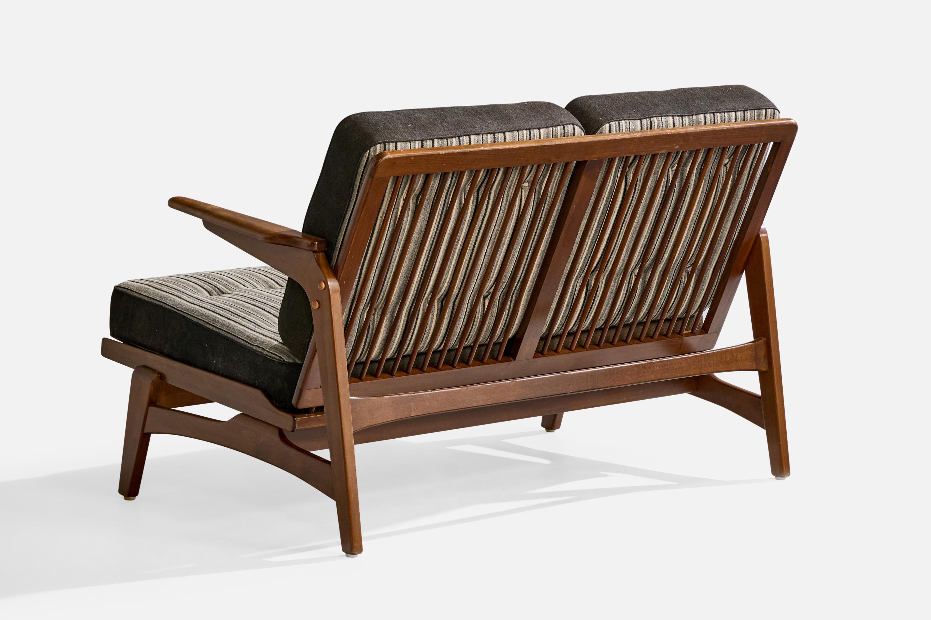 Dänischer Designer, Sofa, Buche, Stoff, Dänemark, 1950er Jahre im Zustand „Gut“ im Angebot in High Point, NC