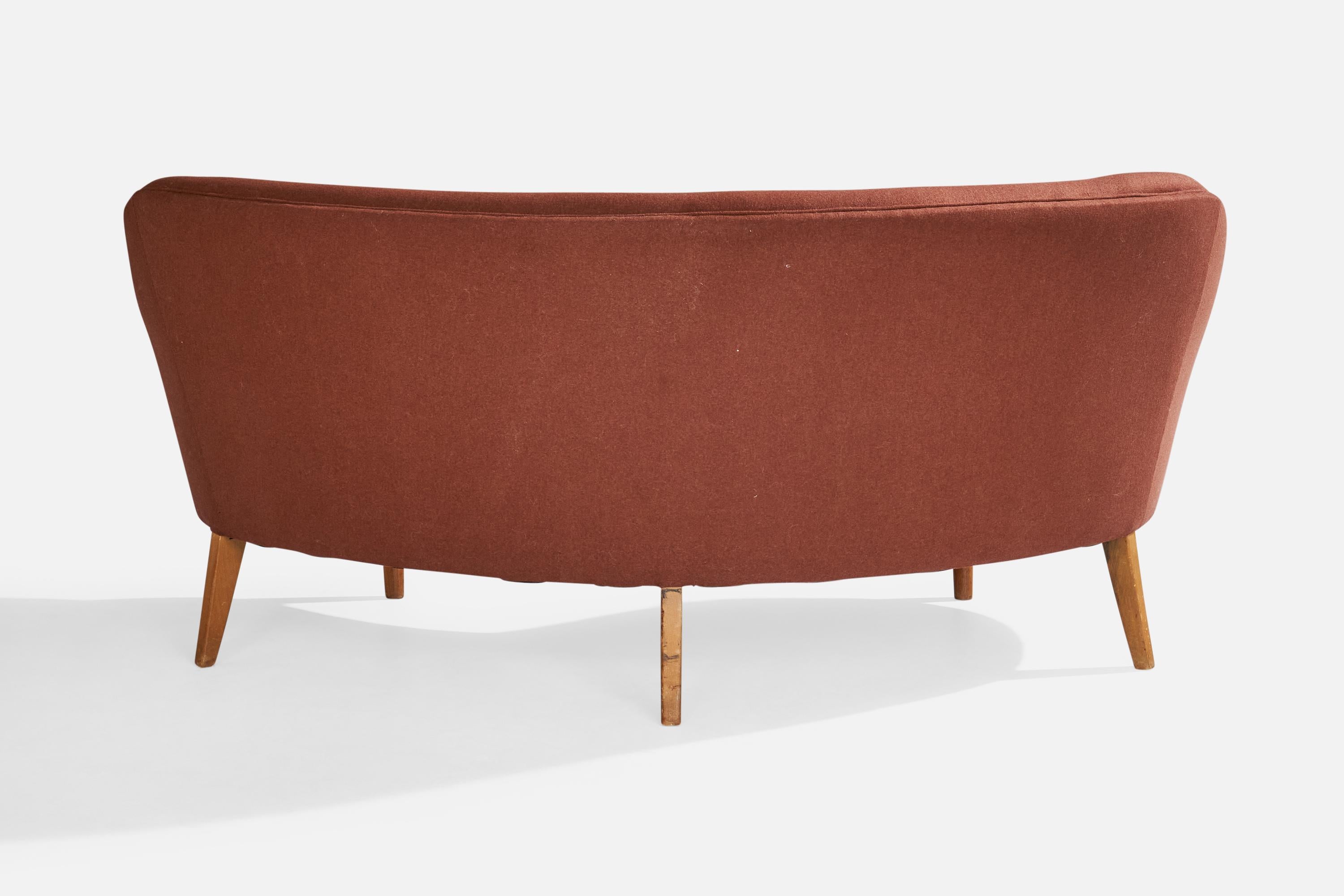 Danois Canapé de designer danois, tissu, Wood, Danemark, années 1950 en vente