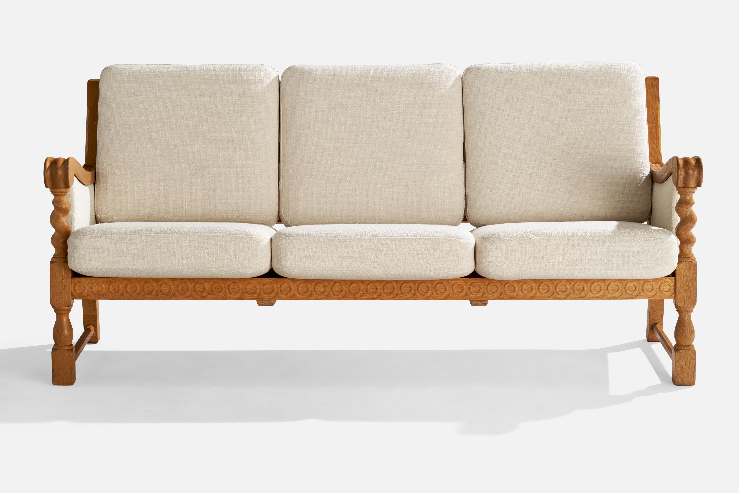 Scandinavo moderno Divano di design danese, Oak, tessuto, Danimarca, anni '60 in vendita