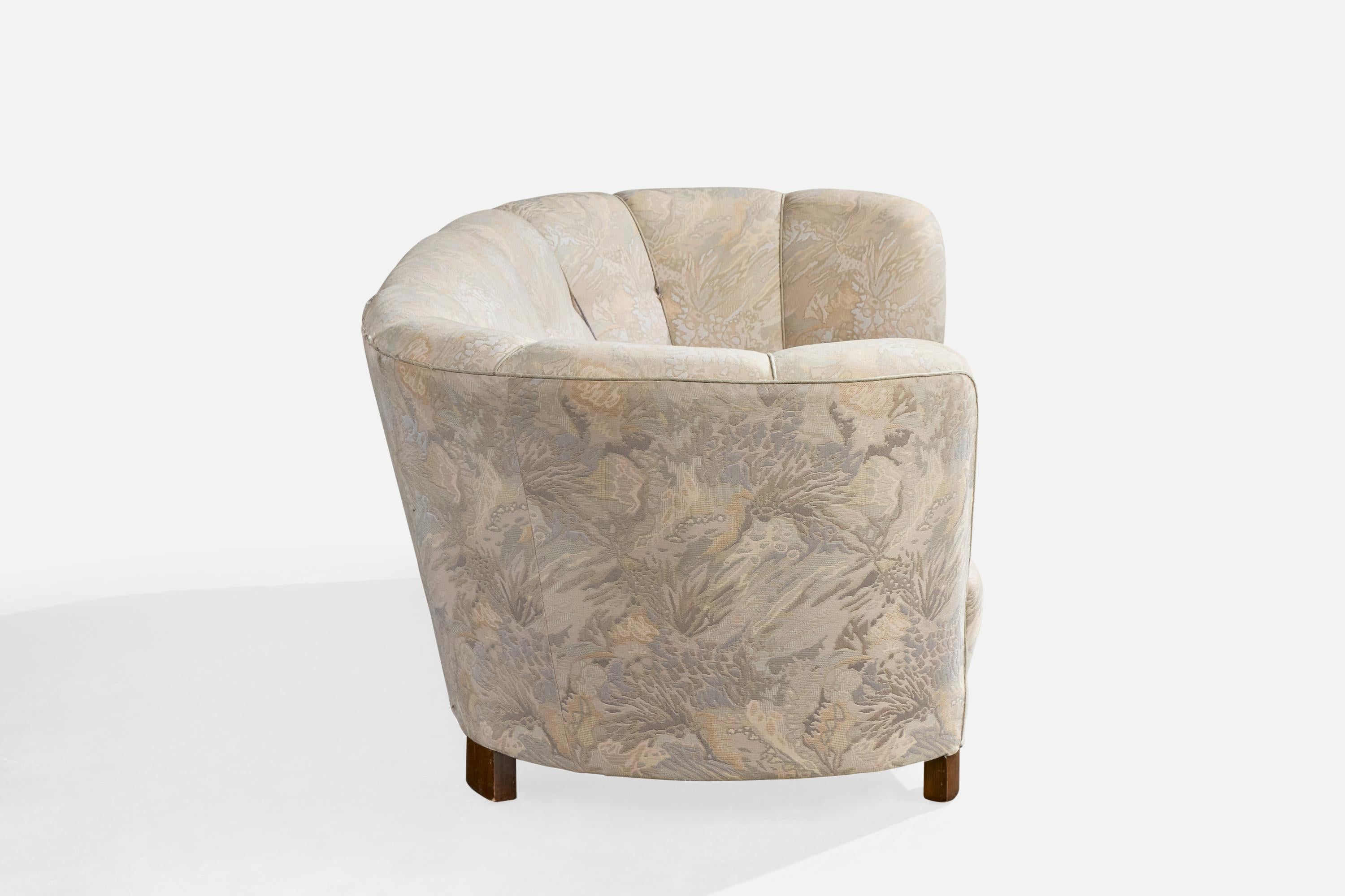 Danish Designer, Sofa, Wood, Fabric, Denmark, 1940s im Angebot 1