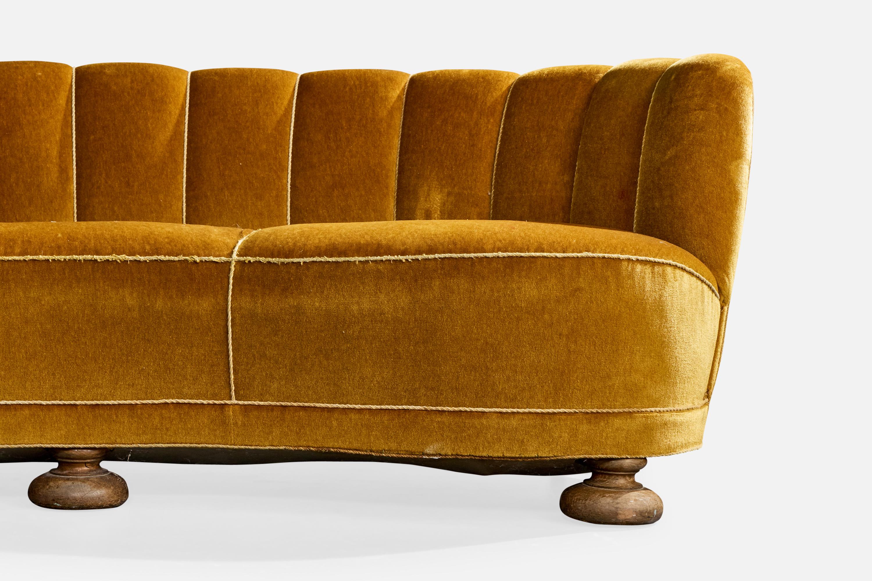 Danish Designer, Sofa, Wood, Velvet, Denmark, 1940s For Sale 2
