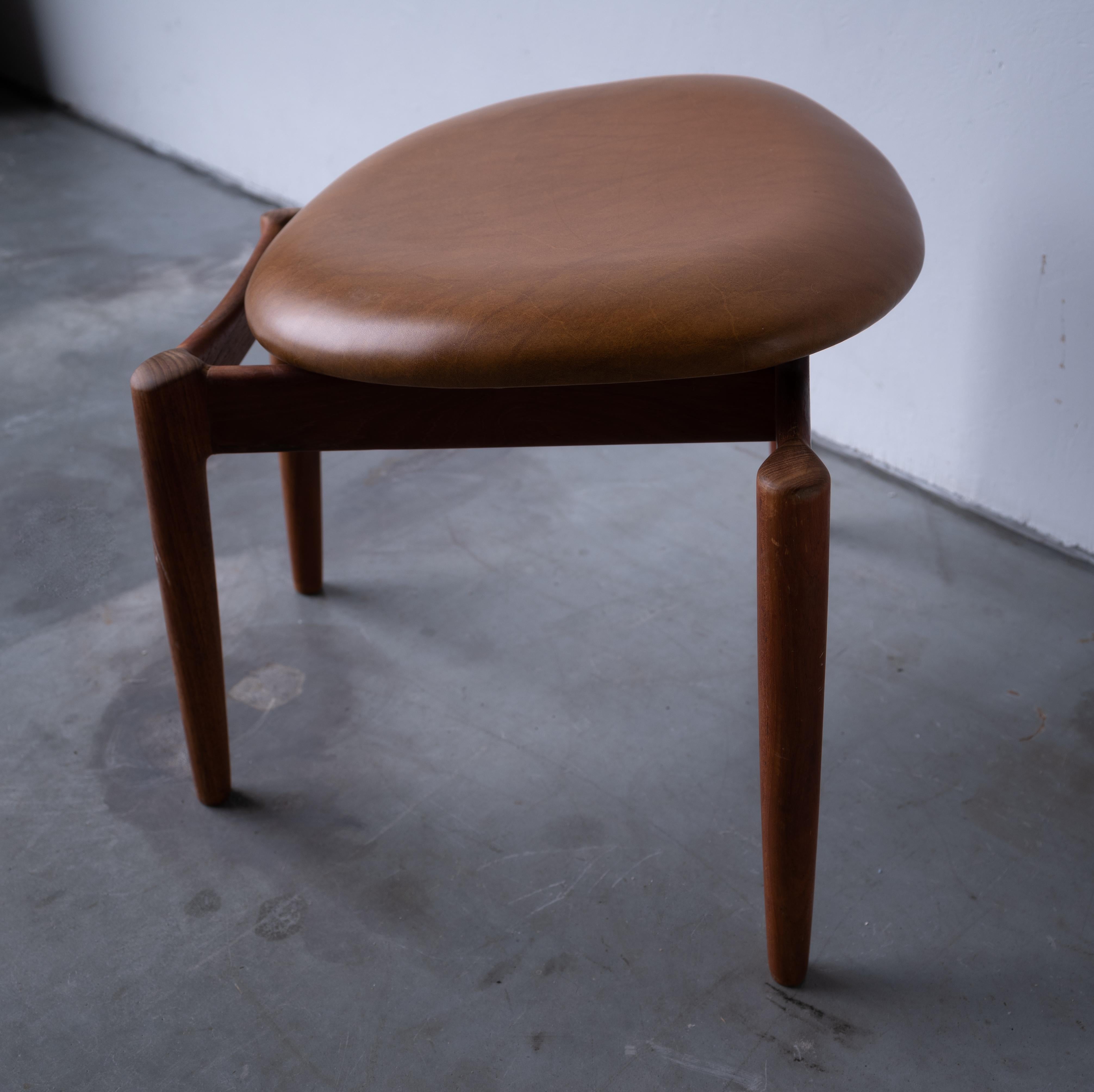 Danish Designer, Stool, Brown Leather, Teak, Denmark, 1950s 2