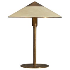 Designer danois, lampe de table, laiton, acrylique, Danemark, années 1950