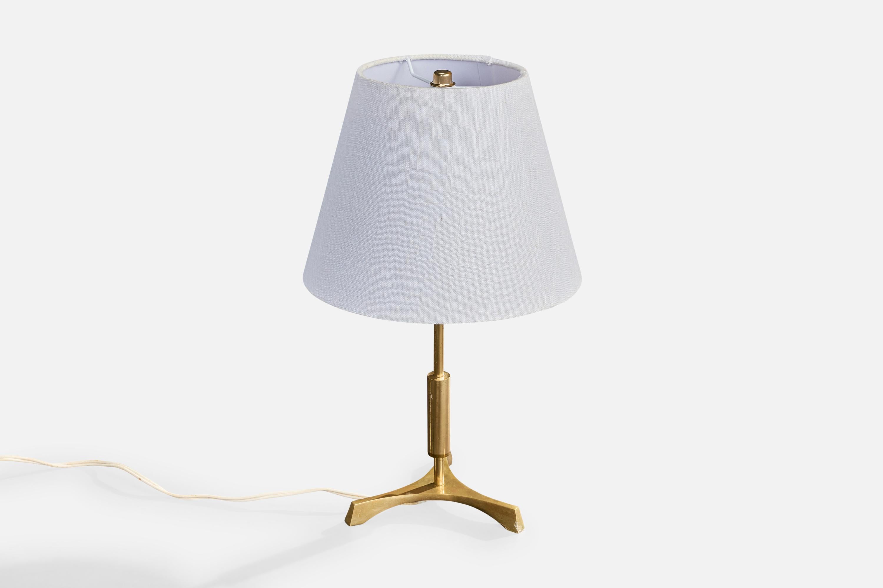 Mid-Century Modern Designer danois, lampe de table, laiton, Danemark, années 1950 en vente