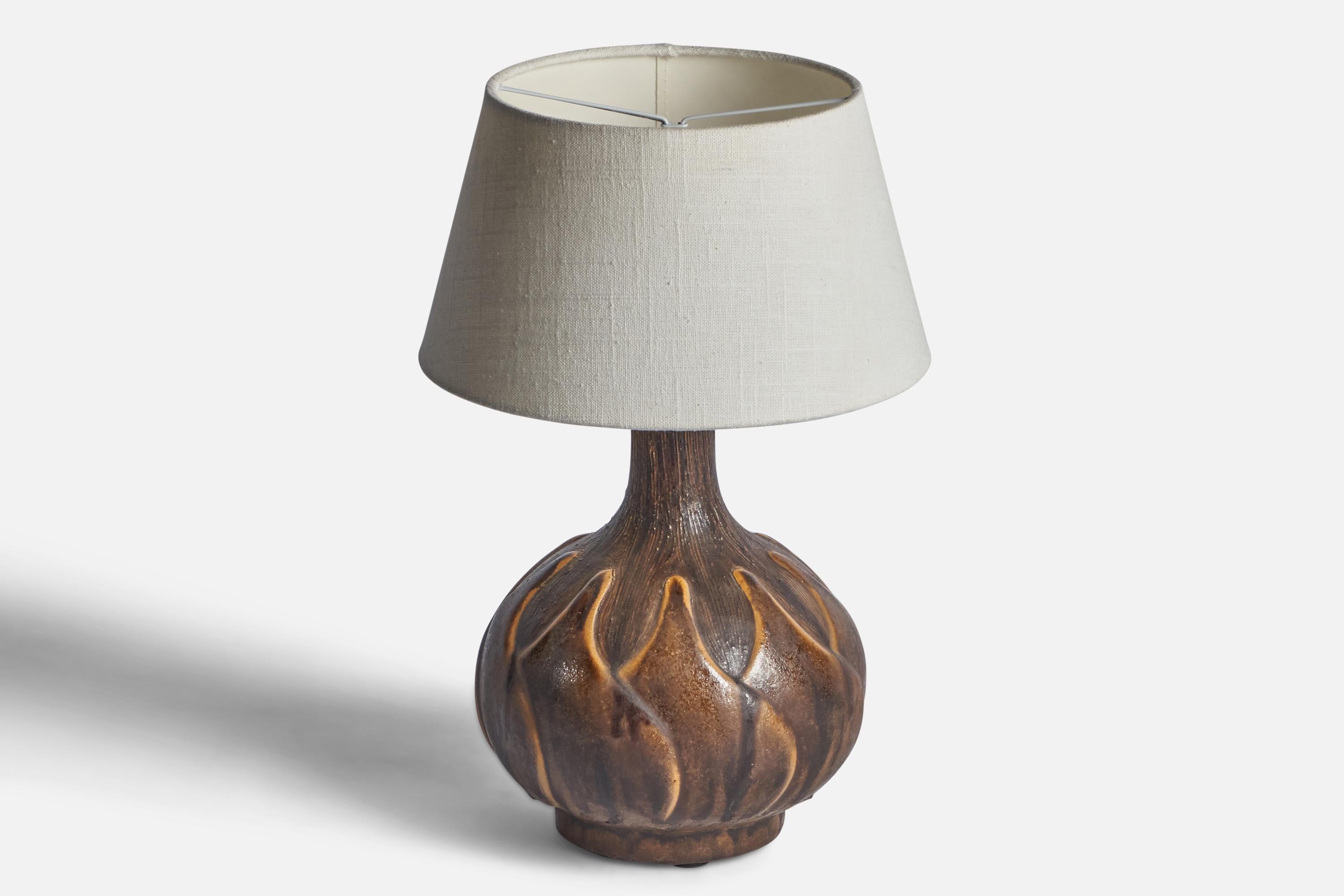Mid-Century Modern Danish Designer, Table Lamp, Ceramic, Denmark, 1960s For Sale