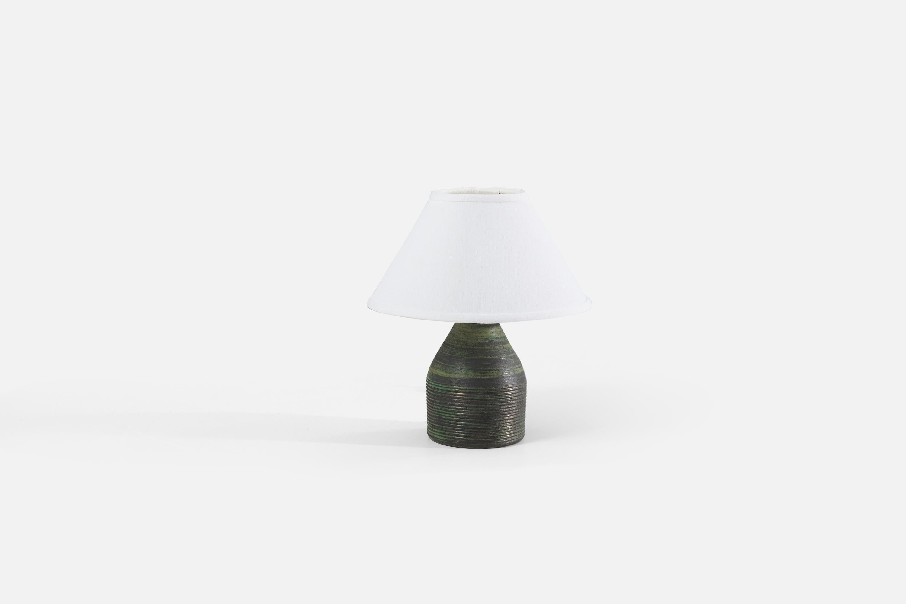 Mid-Century Modern Danish Designer, Table Lamp, Green-Glazed Incised Stoneware, Denmark, 1960s For Sale
