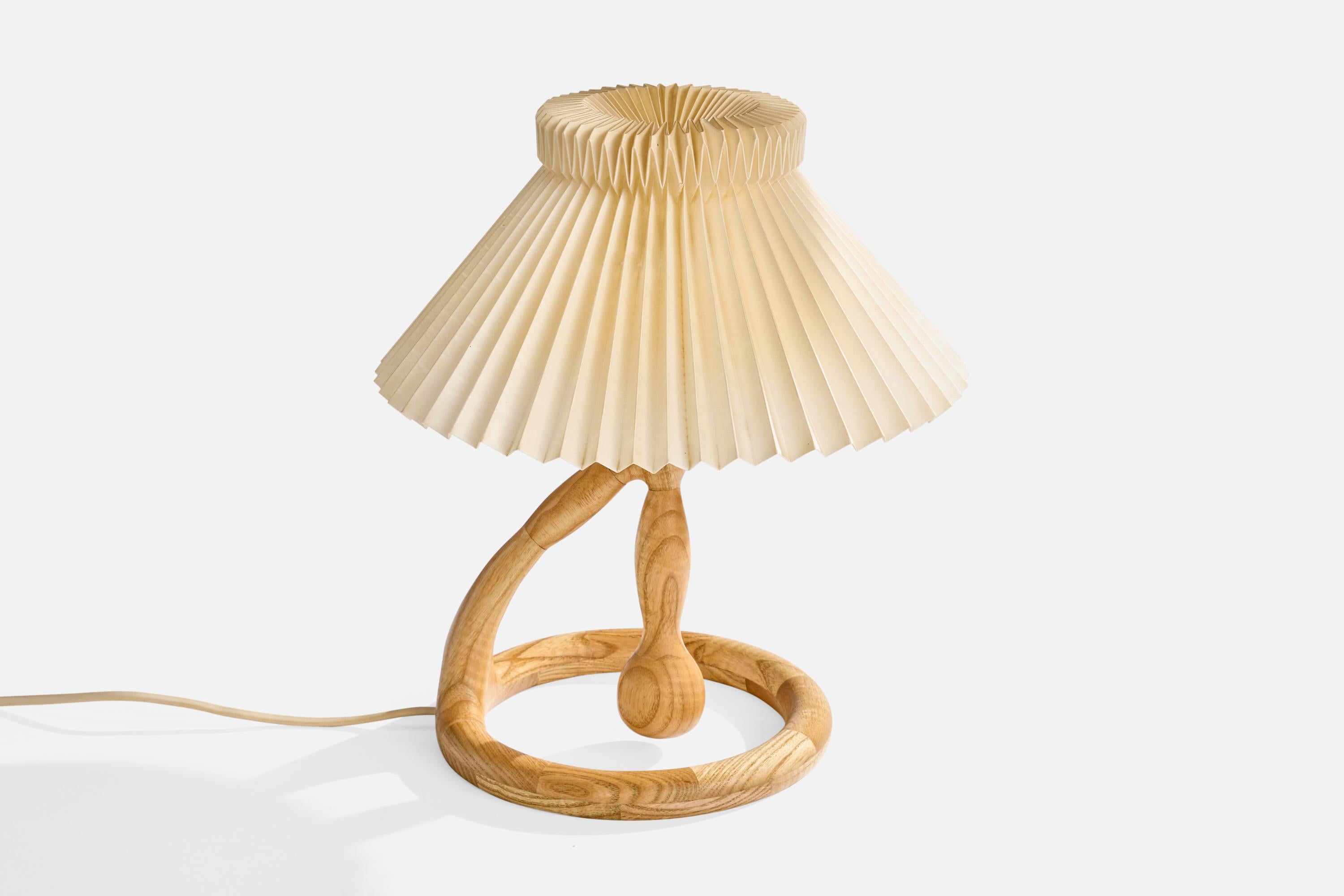 Mid-Century Modern Danish Designer, Table Lamp, Pine, Paper, Denmark, 1960s For Sale