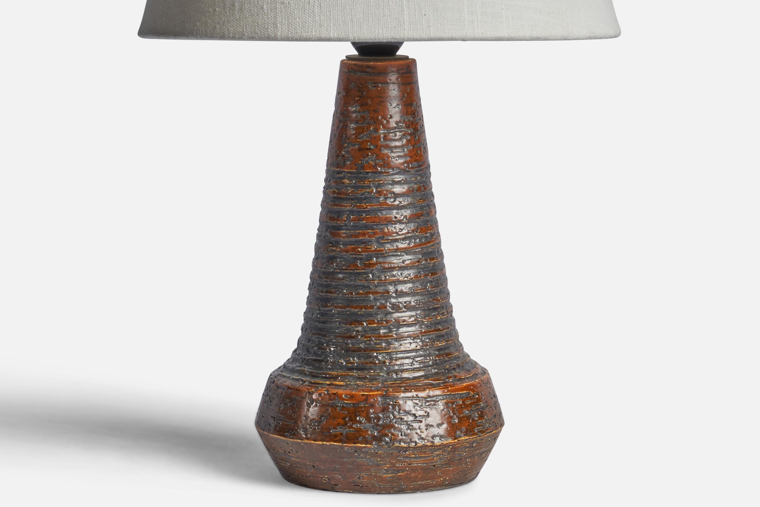 Danish Designer, Table Lamp, Stoneware, Denmark, 1960s In Good Condition For Sale In High Point, NC