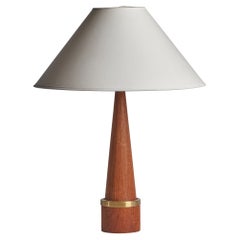 Designer danois, lampe de table, teck, laiton, Danemark, années 1950