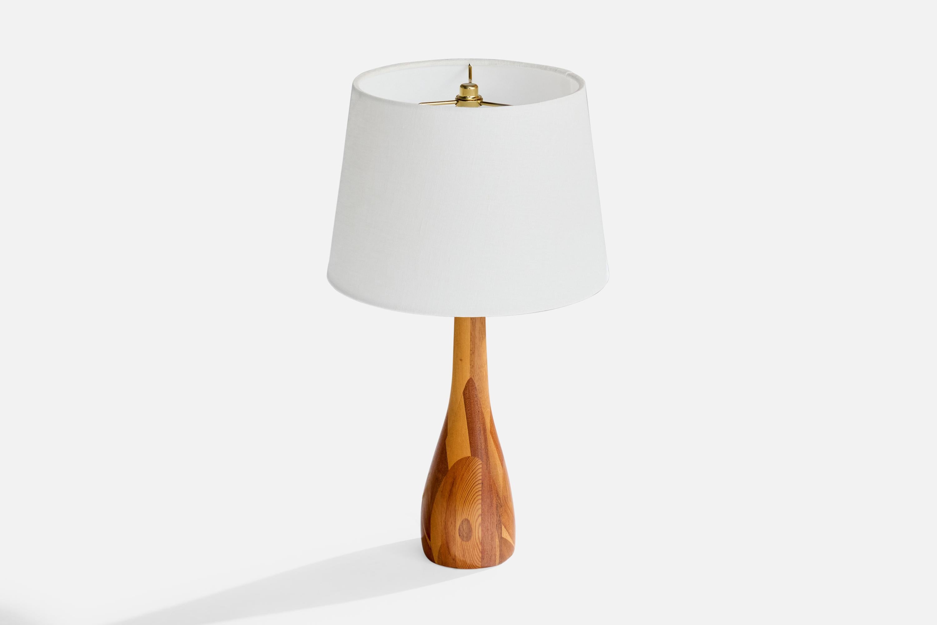 Mid-Century moderno Lampada da tavolo di design danese, Wood, Danimarca, anni '50 in vendita