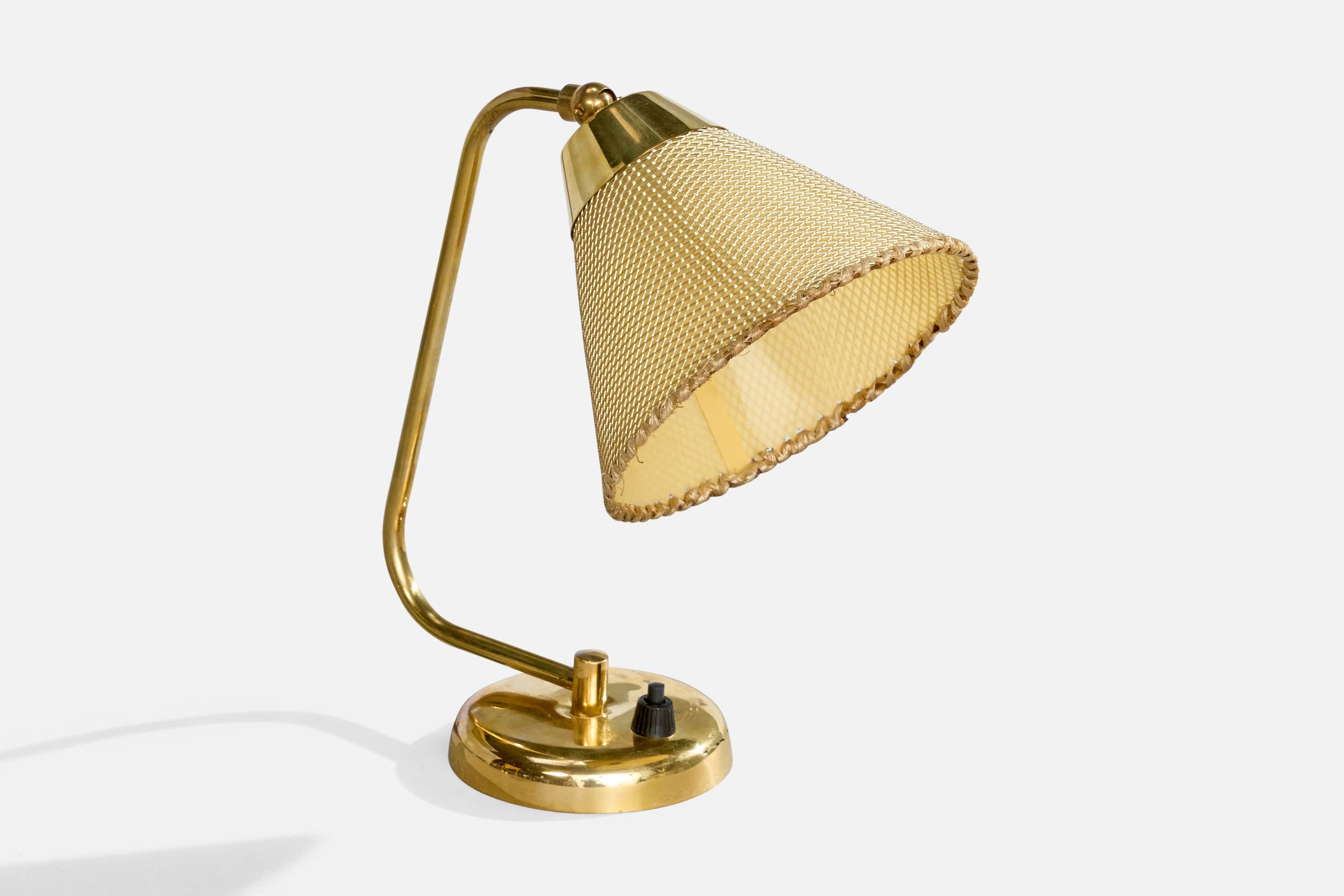 Designer danois, lampes de table, laiton, parchemin, Danemark, années 1950 Bon état - En vente à High Point, NC