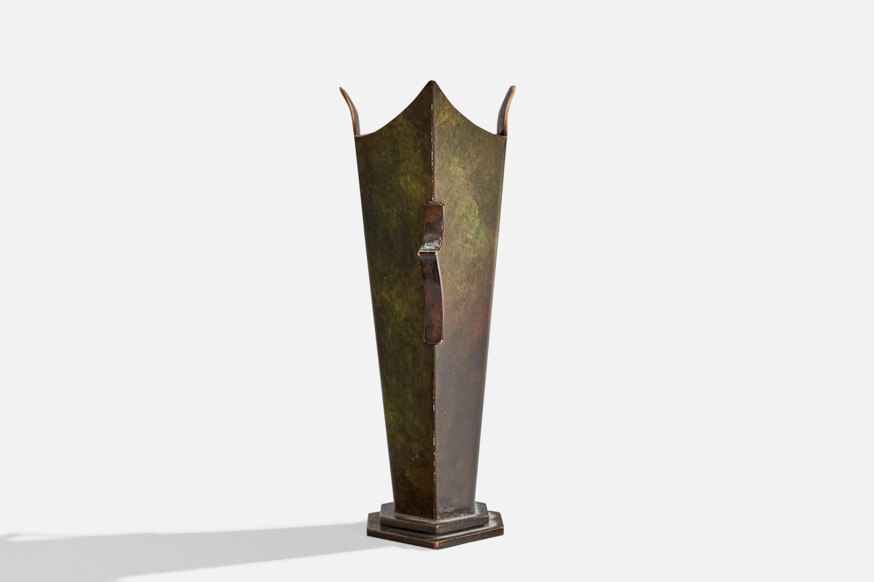 Danish Designer, Vase, Bronze, Denmark, 1930s In Good Condition For Sale In High Point, NC