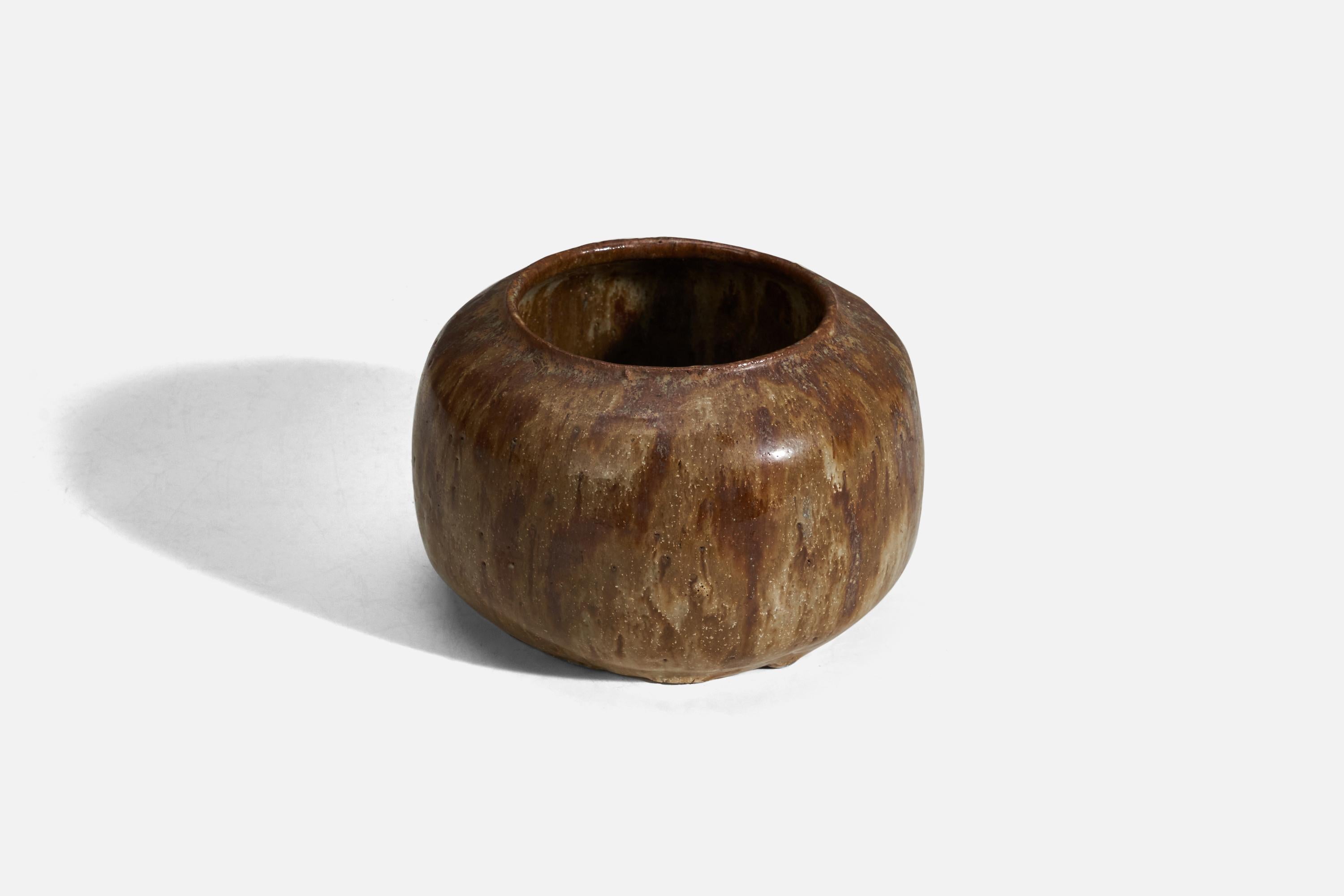 Danish Designer, Vase or Bowl, Brown Glazed Stoneware, Denmark, 1960s In Good Condition In High Point, NC