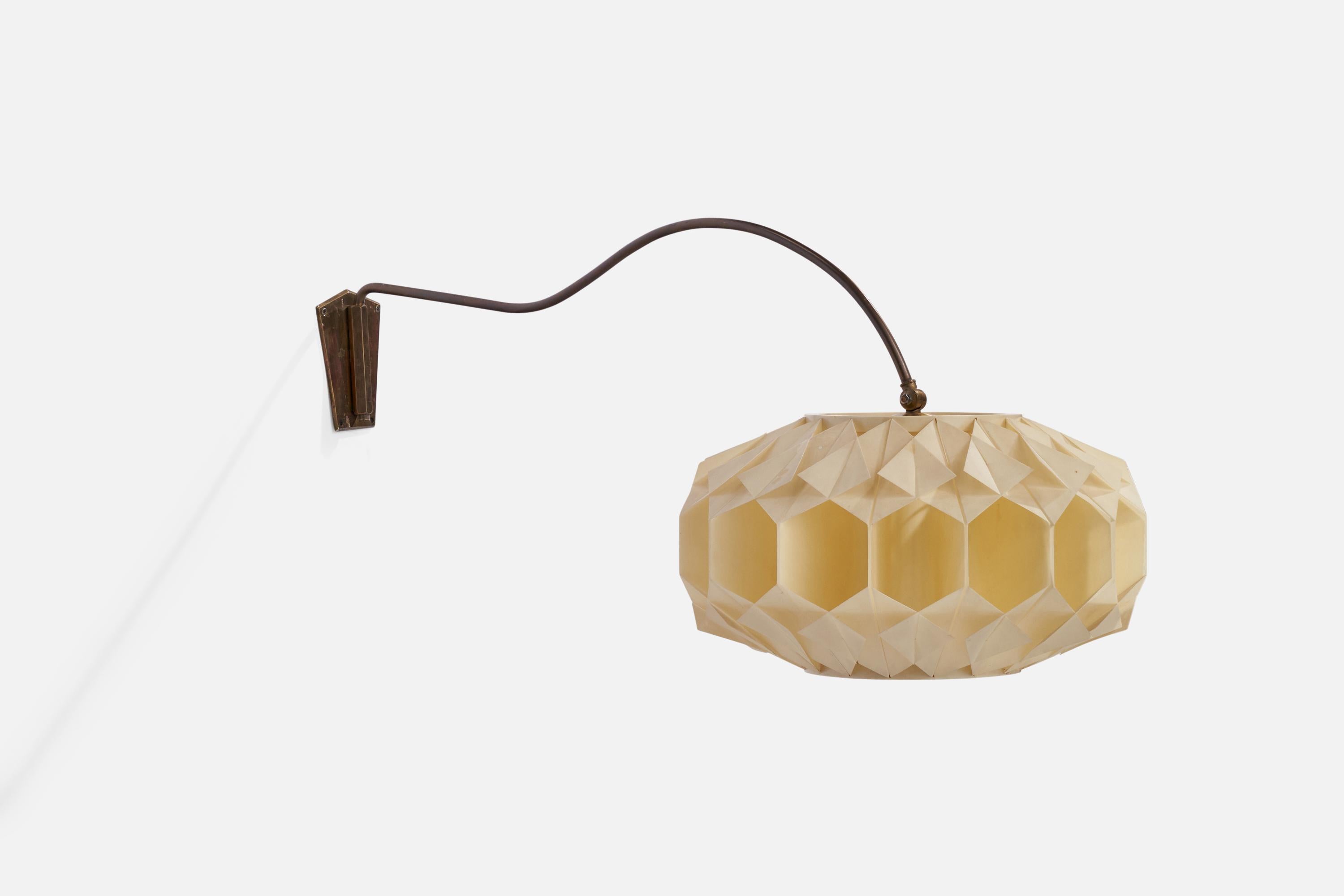 An adjustable brass and beige white folded paper wall light designed and produced in Denmark, 1940s.

Overall Dimensions (inches): 12.50”  H x 16” W x 31” D
Back Plate Dimensions (inches): 5” H x 4” W x .25”  D
Bulb Specifications: E-26 Bulb
Number