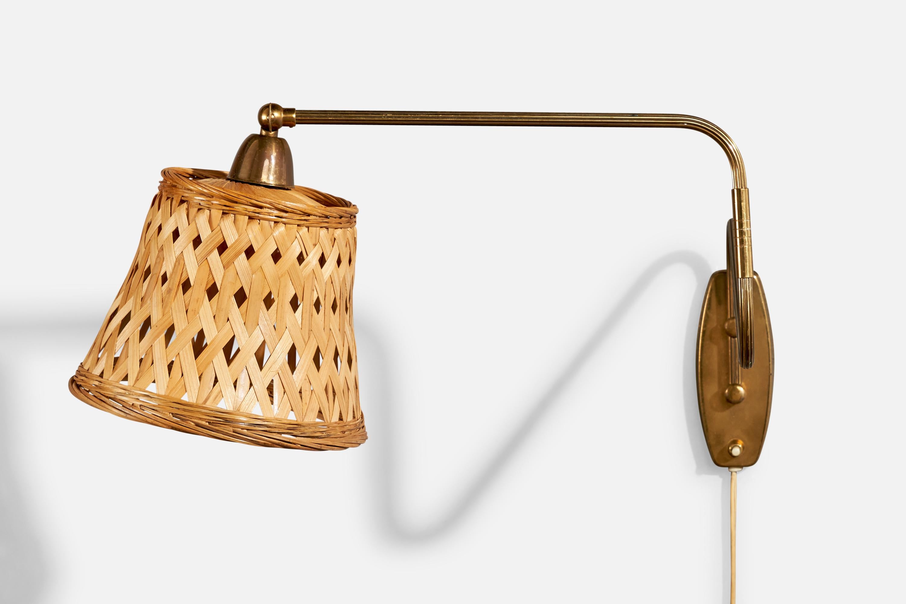 Dänische Designerin, Wandleuchte, Messing, Rattan, Dänemark, 1940er Jahre im Zustand „Gut“ im Angebot in High Point, NC